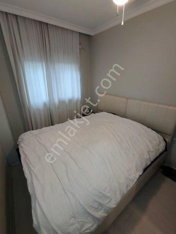 Bayraklı Körfez Mahallesinde Site İçerisinde Eşyalı 3+1 Satılık Daire - Görsel 22