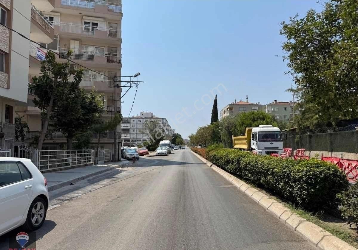 Karşıyaka Bahçelievler Cevdet Bilsay Caddesi'nde 3+1 Kiralık Daire - Görsel 16