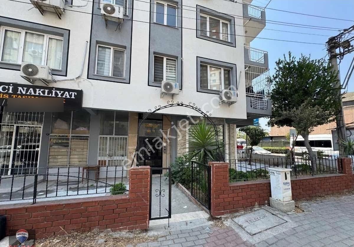 Karşıyaka Bahçelievler Cevdet Bilsay Caddesi'nde 3+1 Kiralık Daire - Görsel 9