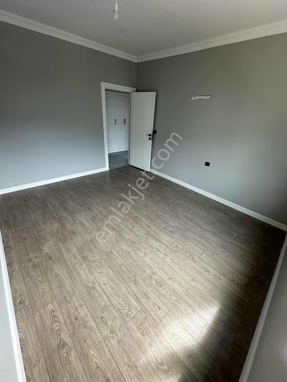 Ertuğrul'dan Lüks Oturuma Hazır 2+1 Daire - Görsel 17