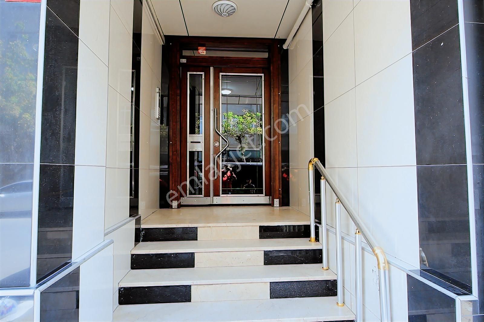 3+1 125 M2 Asansörlü Ferah 2. Arakat Daire - Görsel 16