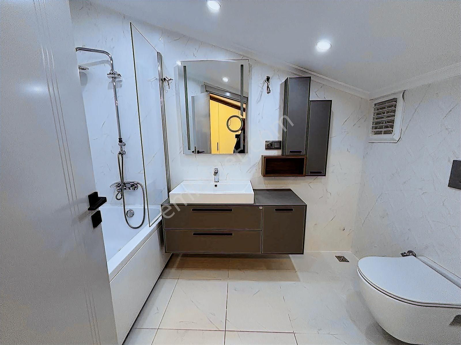 Nilüfer Köyde Özel Tasarım, Havuzlu, Asansörlü,loft Villa - Görsel 34