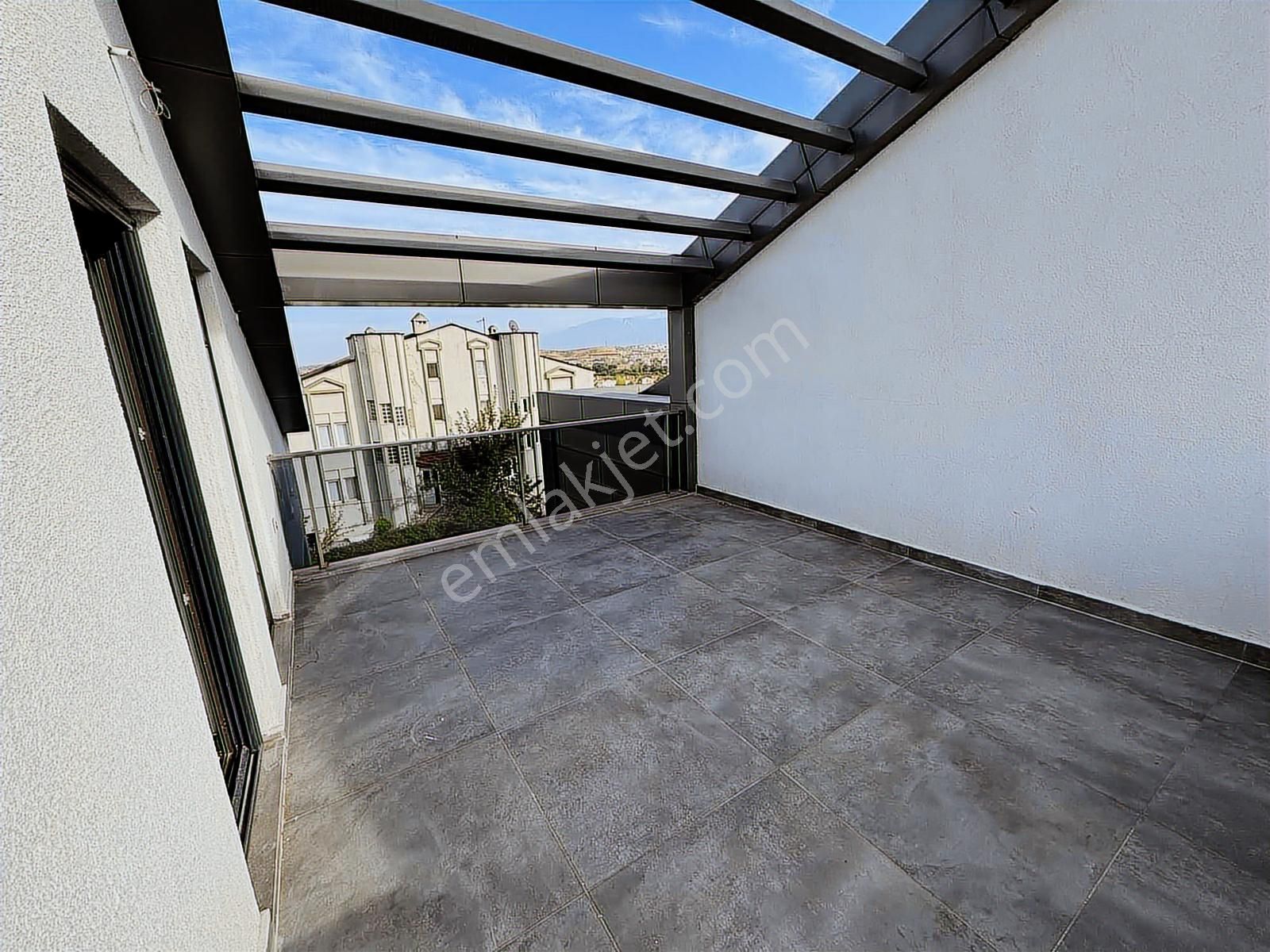 Nilüfer Köyde Özel Tasarım, Havuzlu, Asansörlü,loft Villa - Görsel 7