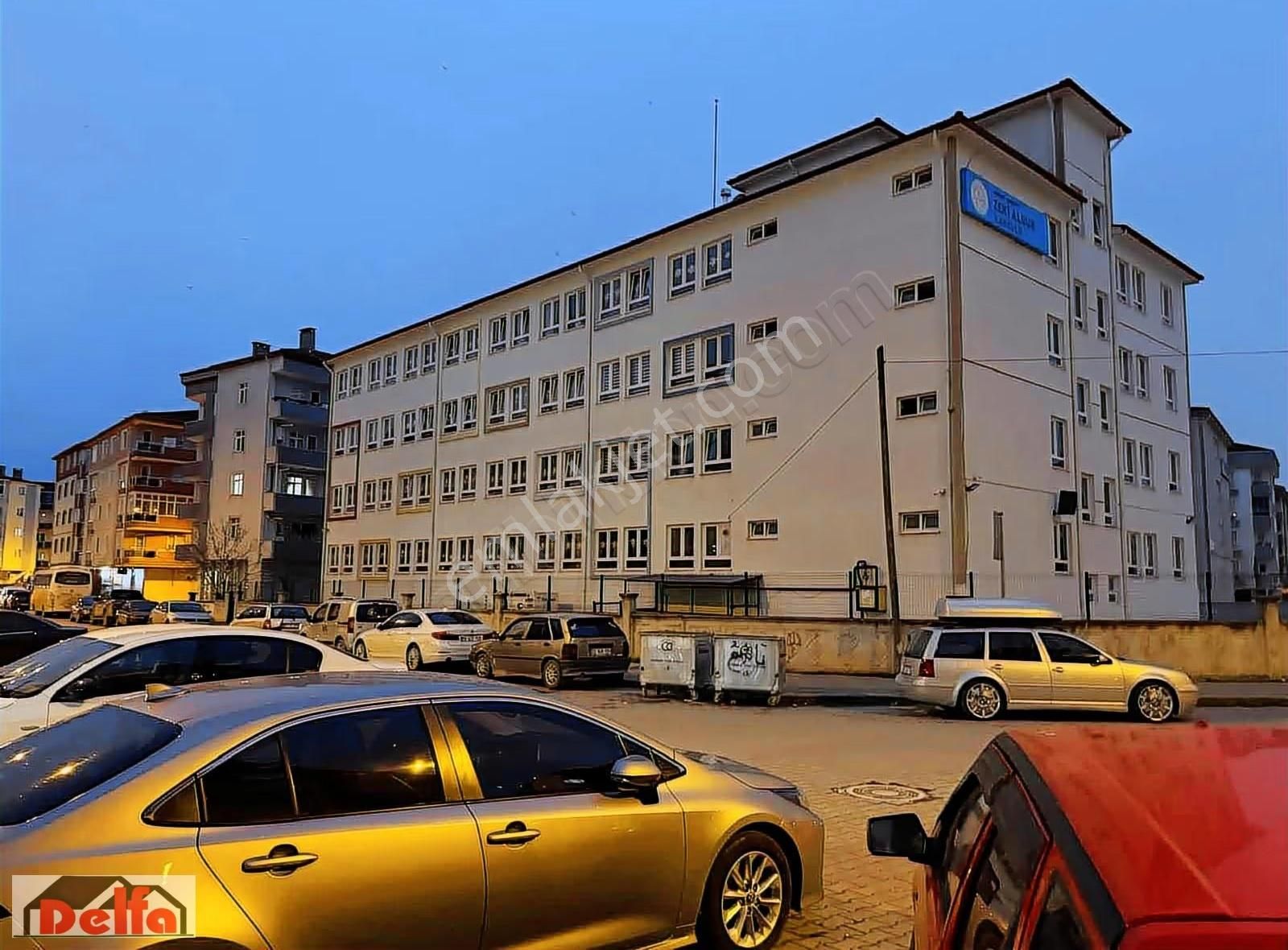 Sahibinden Satlıktır İskanlı Asansörlü 2+1 Daire