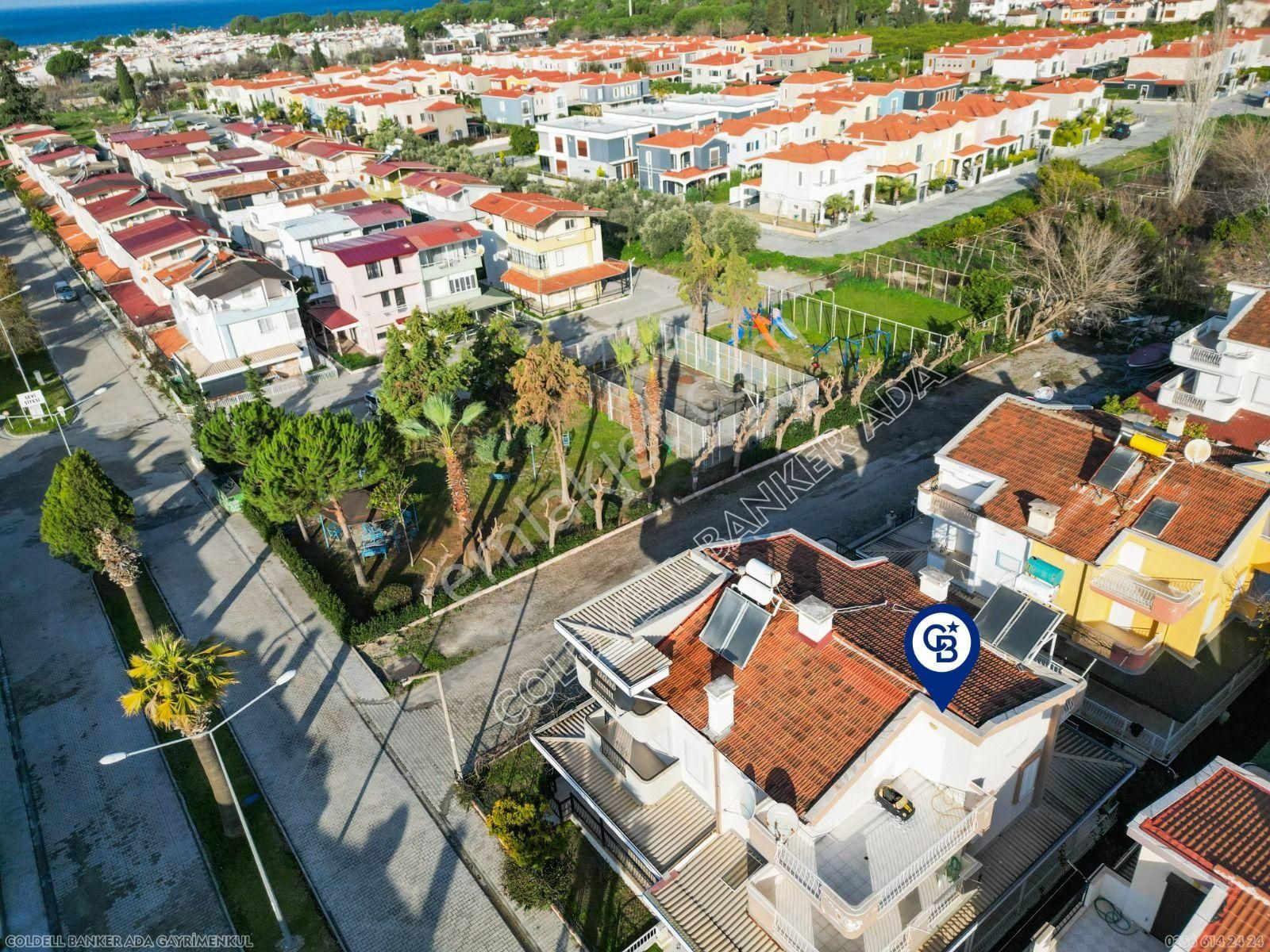 Kuşadası Karaova Da Önü Açık Ferah Ve Bahçeli Satılık 4+1 Tripleks Villa - Görsel 28