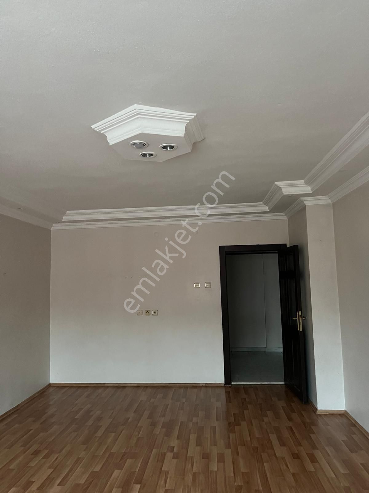 Mç Emlaktan Plevne Mahallesi' Nde 3+1 Satılık Daire - Görsel 3