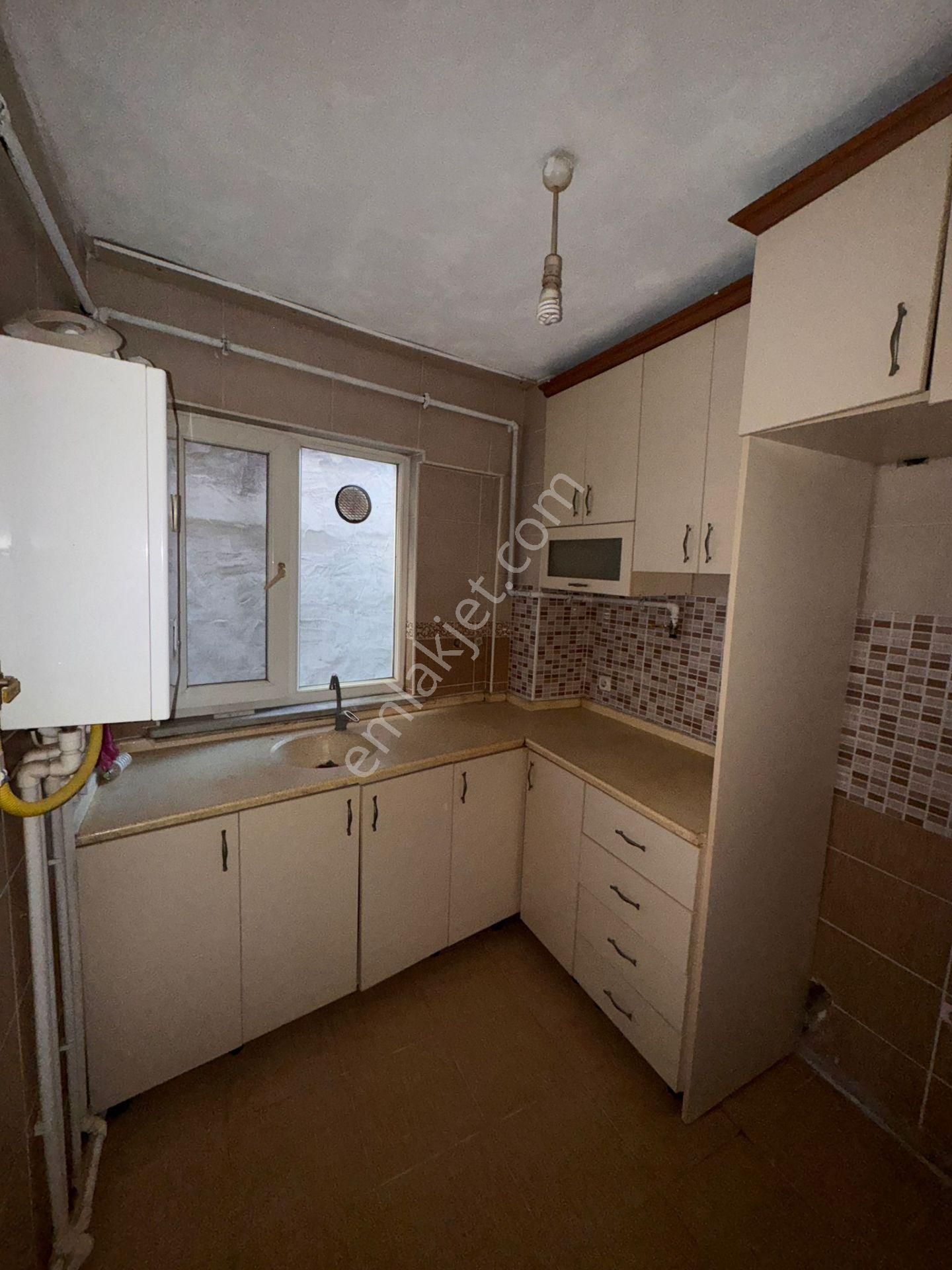 Küçük Balıklı'da Kiralık 2+1 Daire - Görsel 8