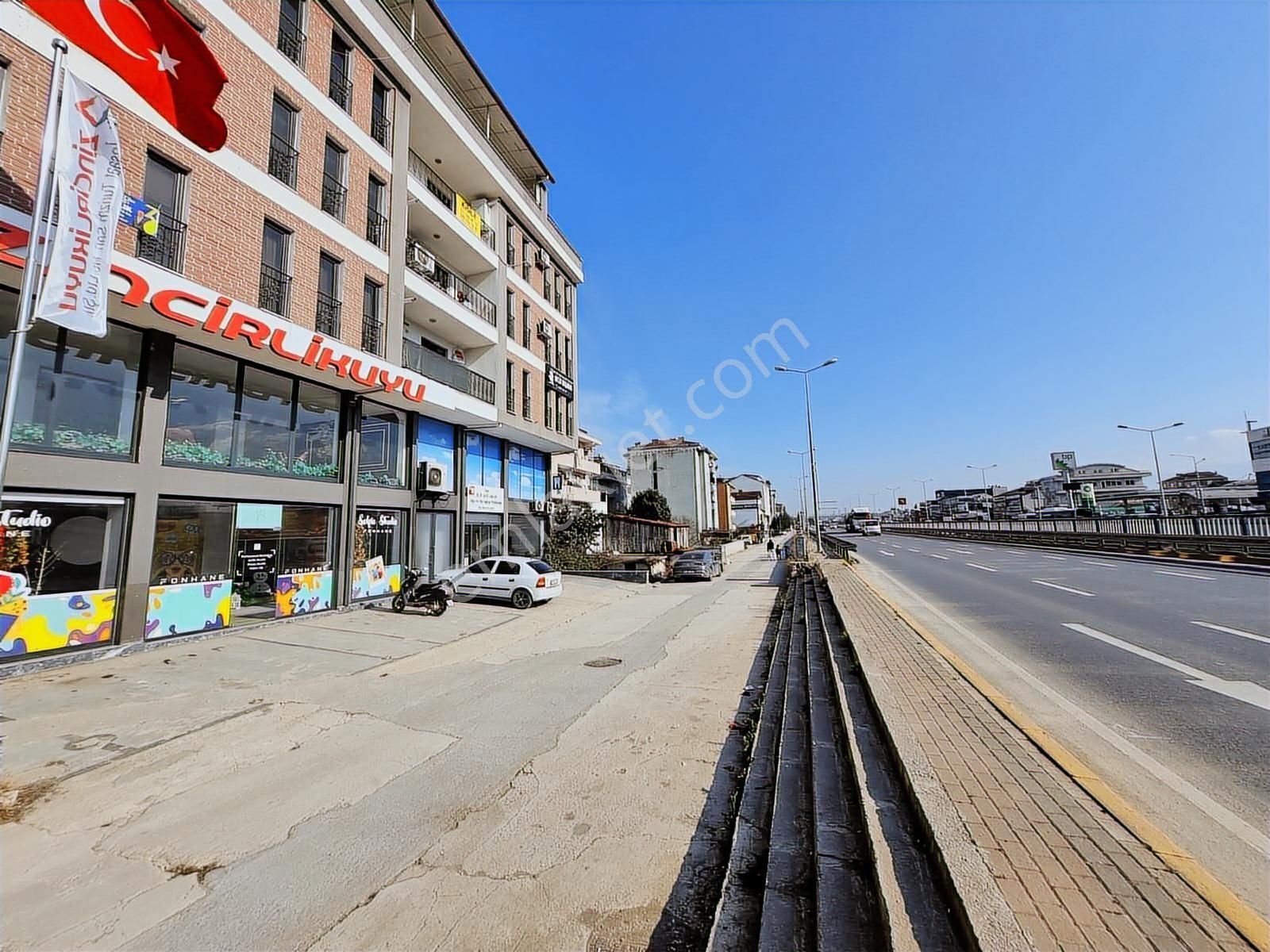 Kocaeli Kartepe Dumlupınar Mah Kiralık İşyeri Ofis - Görsel 12