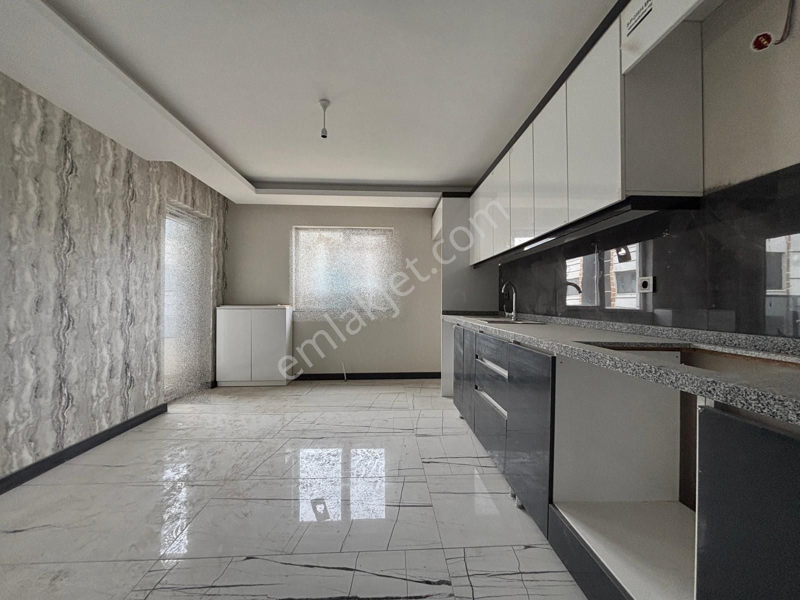 Yuvam'dan Merkezi Konum'da Geniş Oturum Park Cephe 3+1 Daire!!! - Görsel 34