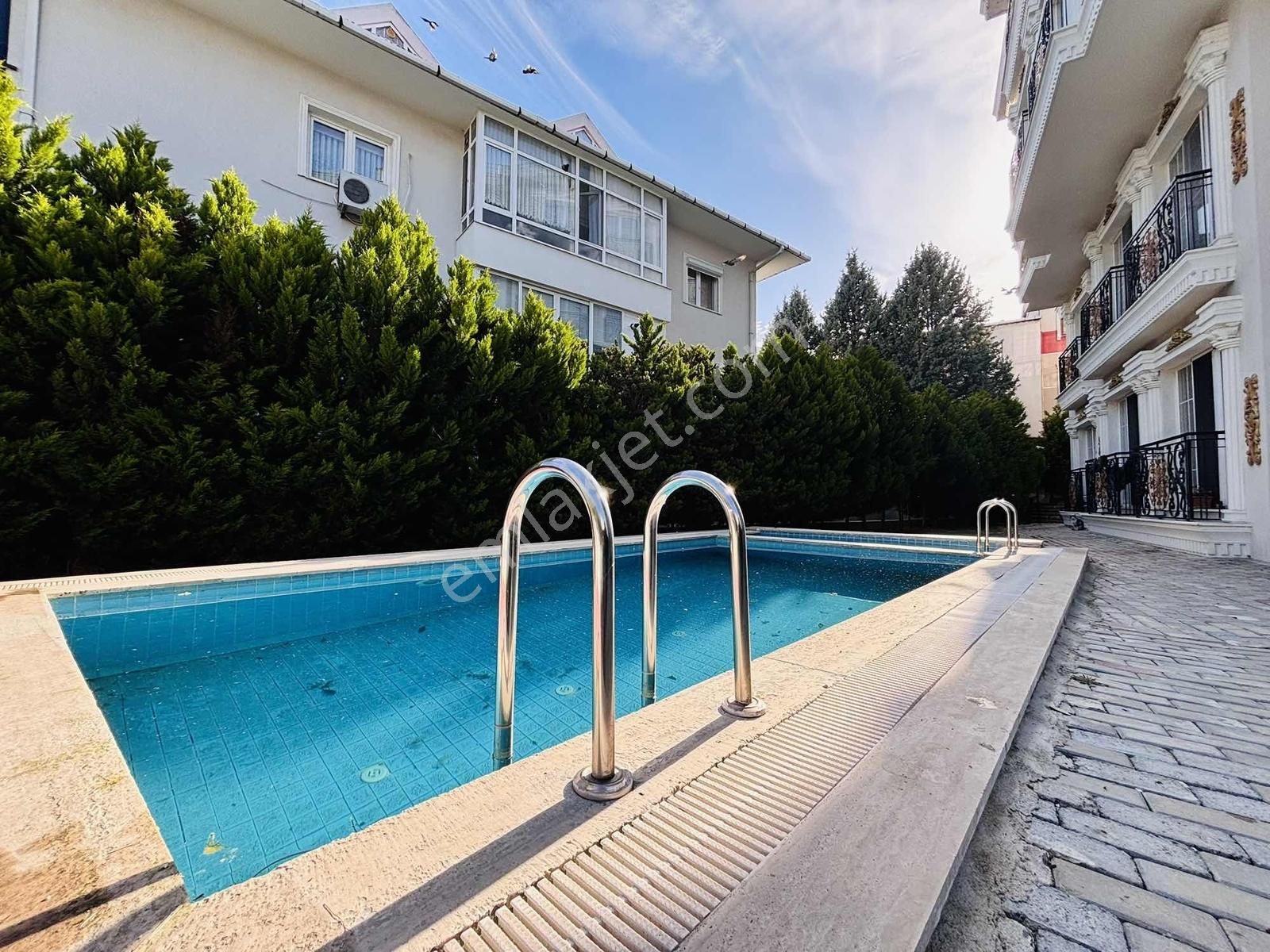 Bölgenin Neo-klasik Mimarisini Yatırıma Dönüştürün | Cumhuriyet - Görsel 27