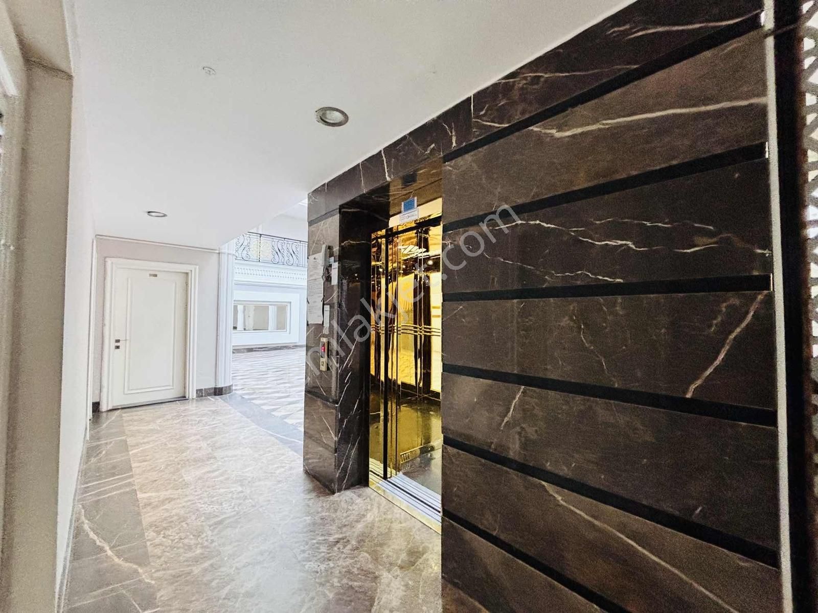 Bölgenin Neo-klasik Mimarisini Yatırıma Dönüştürün | Cumhuriyet - Görsel 31