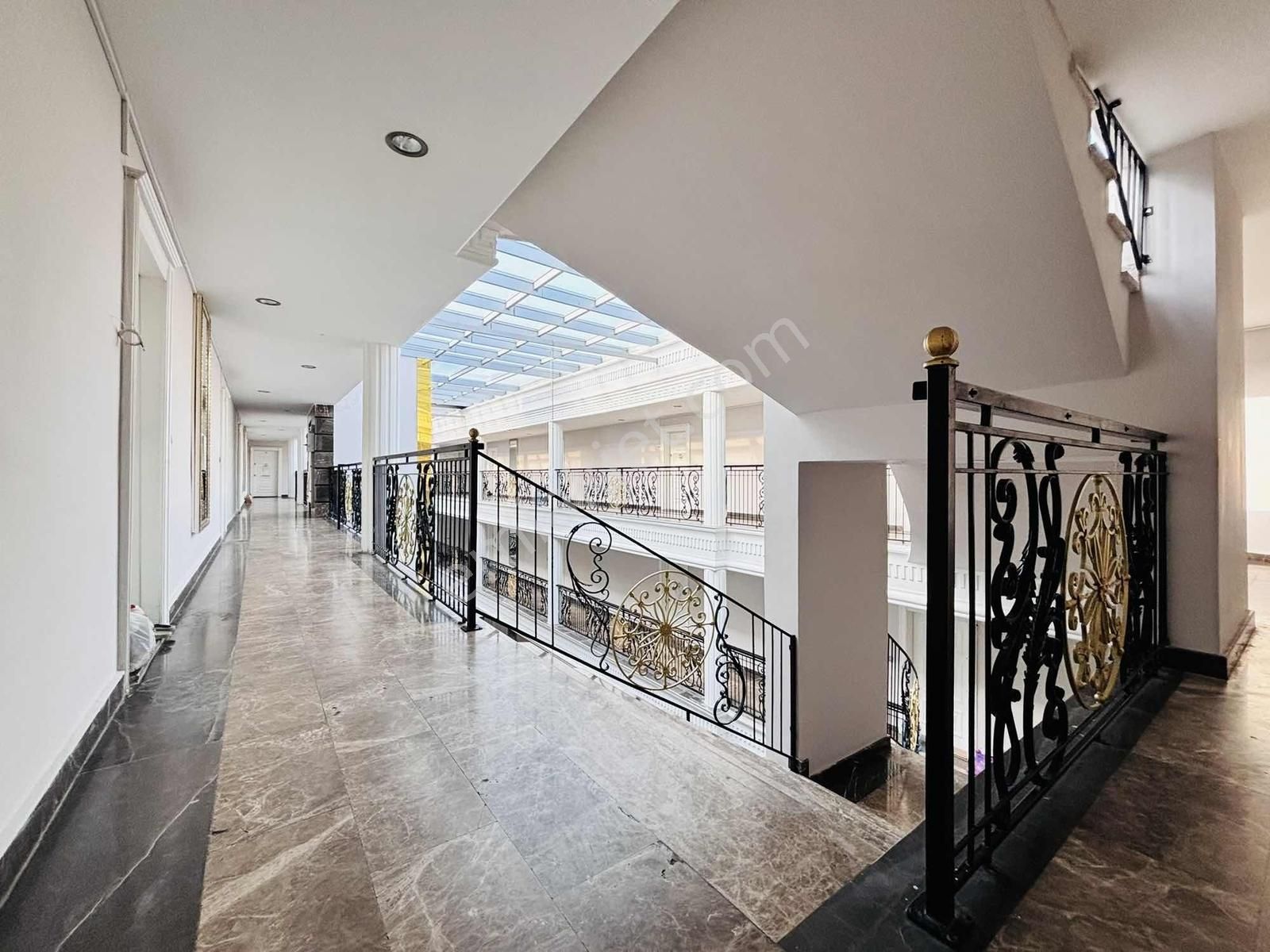 Bölgenin Neo-klasik Mimarisini Yatırıma Dönüştürün | Cumhuriyet - Görsel 10