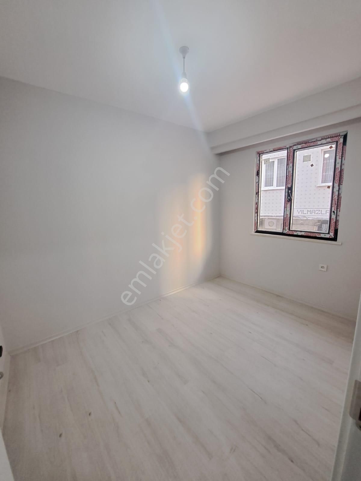 Toprak İnşaat...kullanıma Hazır Yeni Yapı Köşe Başı 1+1!!! - Görsel 4