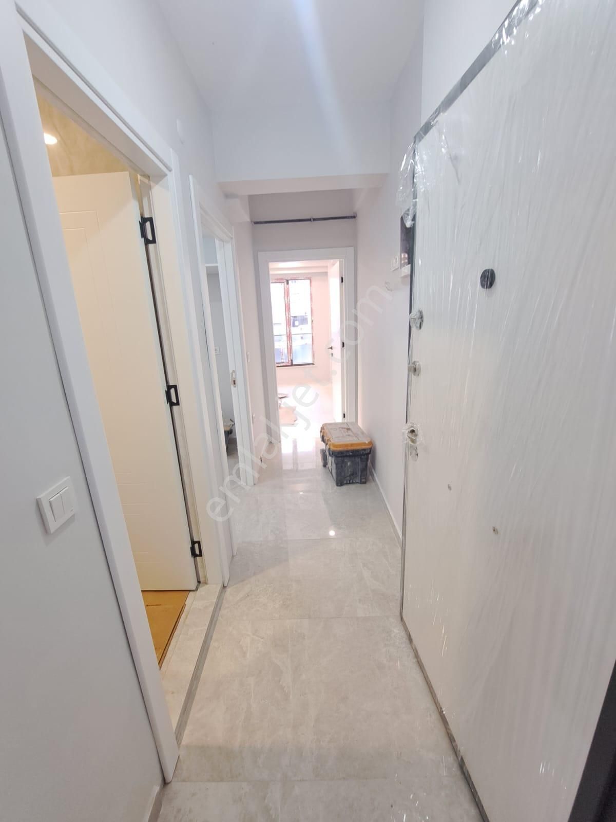 Toprak İnşaat...kullanıma Hazır Yeni Yapı Köşe Başı 1+1!!! - Görsel 5