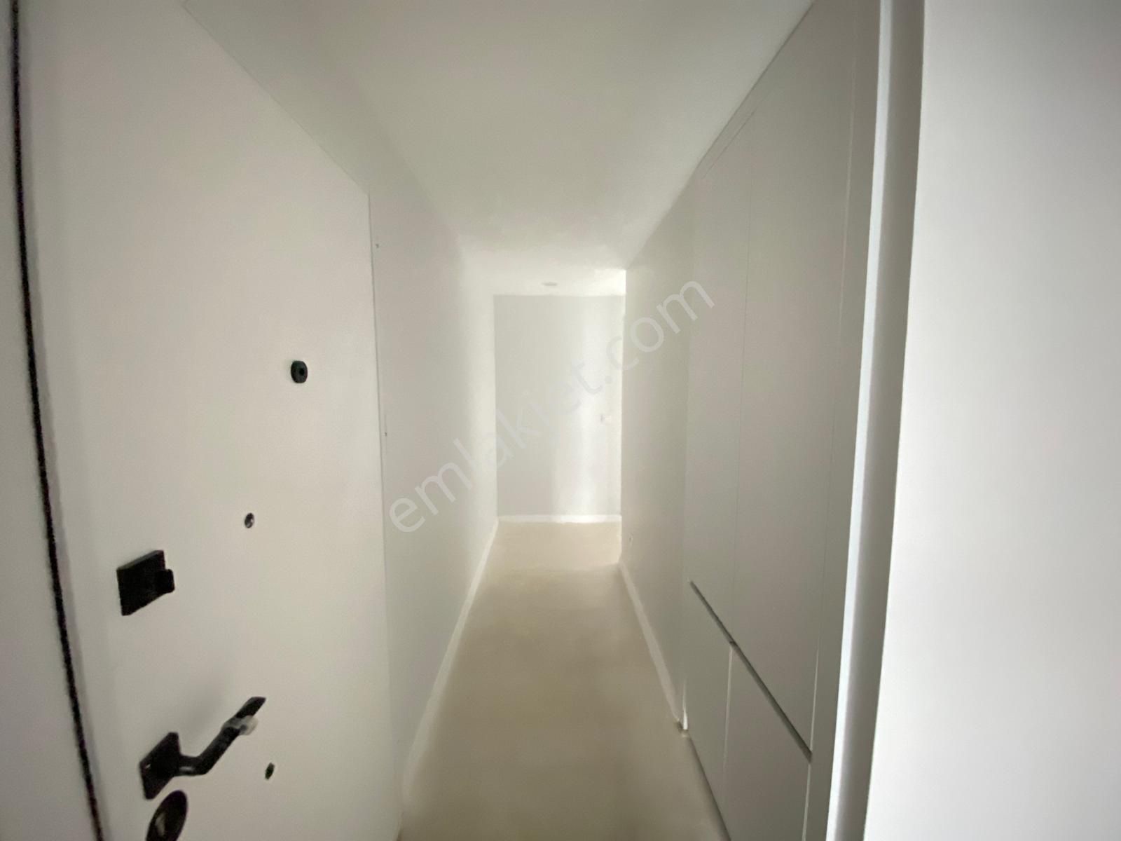 Beylikdüzü 2+1 Kiptaş Kırlangıçevler Boş Oturuma Hazır Daire - Görsel 8