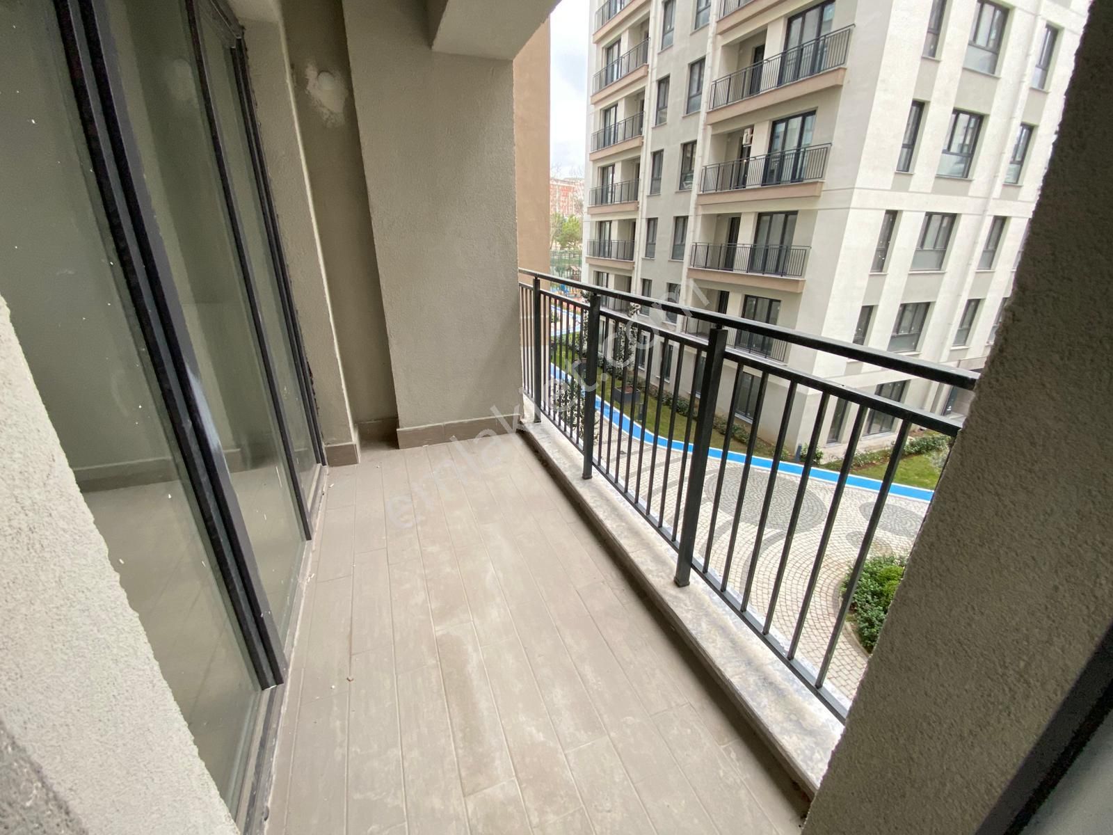 Beylikdüzü 2+1 Kiptaş Kırlangıçevler Boş Oturuma Hazır Daire - Görsel 22