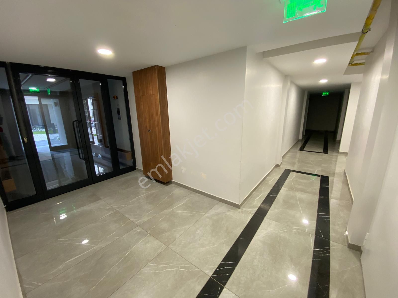 Beylikdüzü 2+1 Kiptaş Kırlangıçevler Boş Oturuma Hazır Daire - Görsel 16