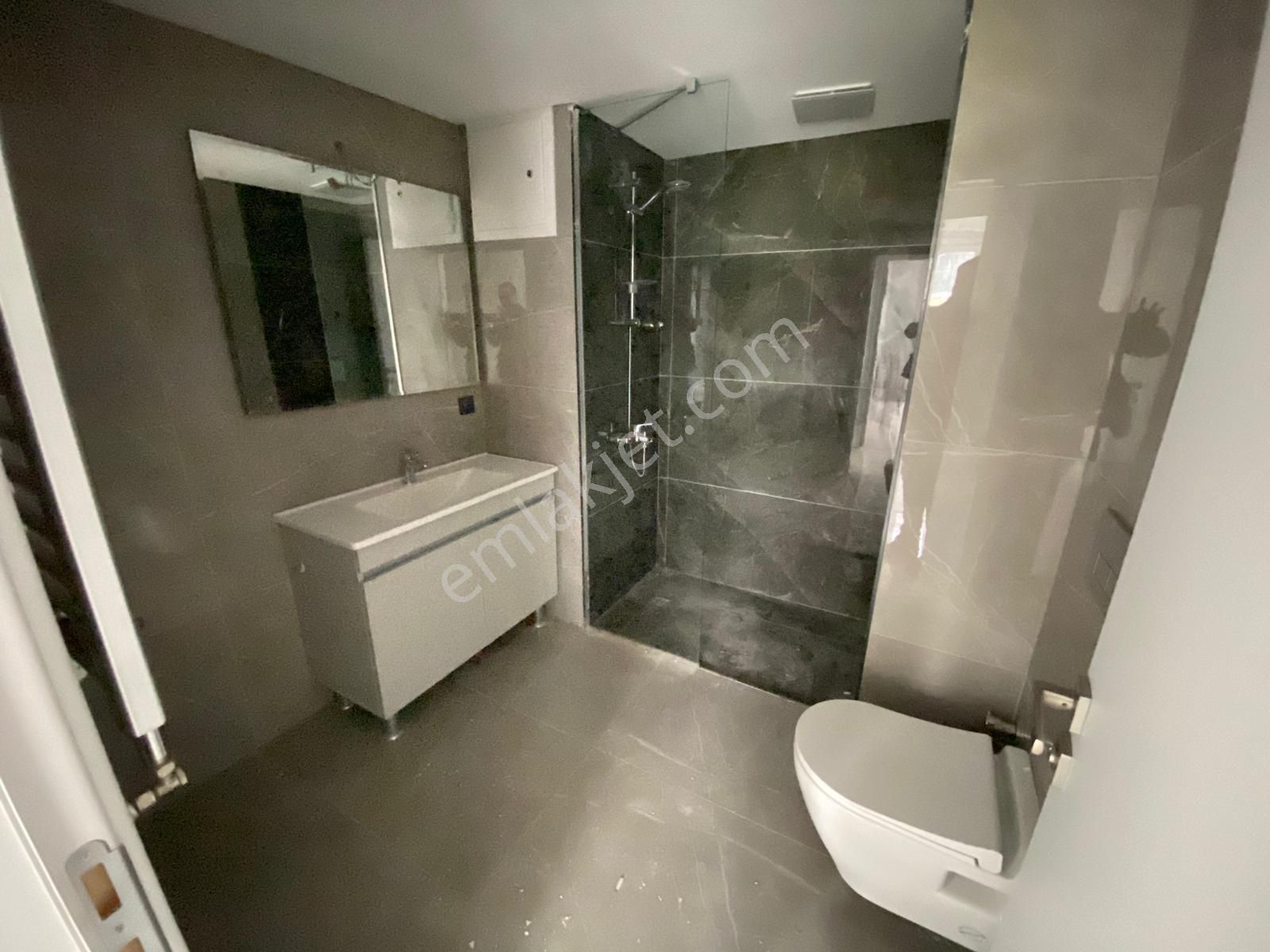 Beylikdüzü 2+1 Kiptaş Kırlangıçevler Boş Oturuma Hazır Daire - Görsel 19