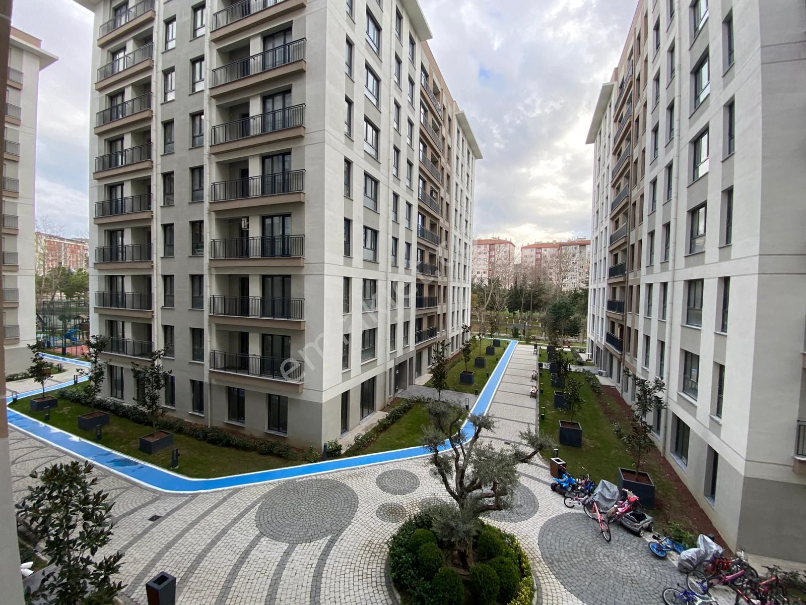 Beylikdüzü 2+1 Kiptaş Kırlangıçevler Boş Oturuma Hazır Daire - Görsel 2