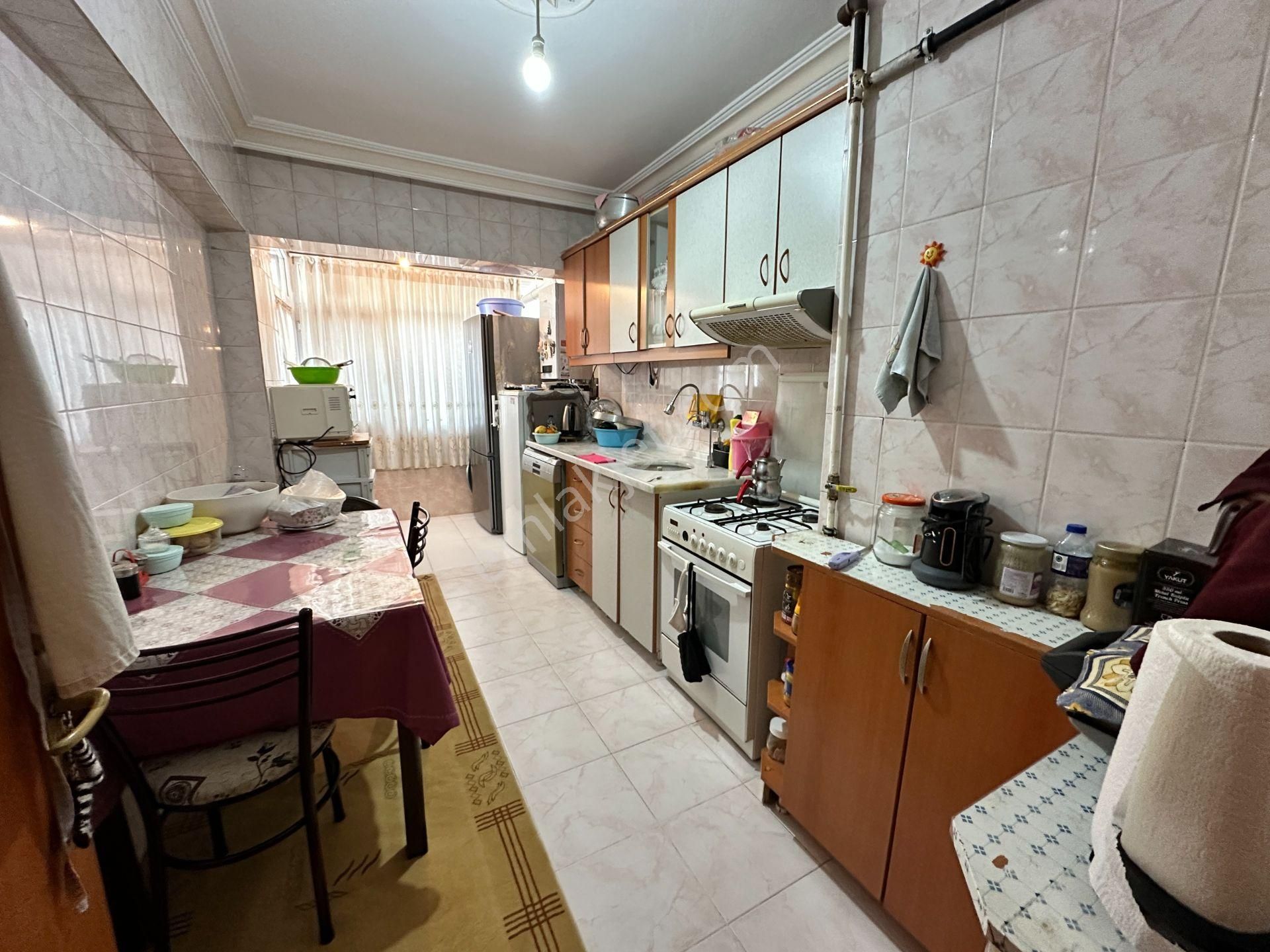 Kalecik Emlak'tan Merkez Mahallesin'de Masrafsız Katta 3+1 Daire