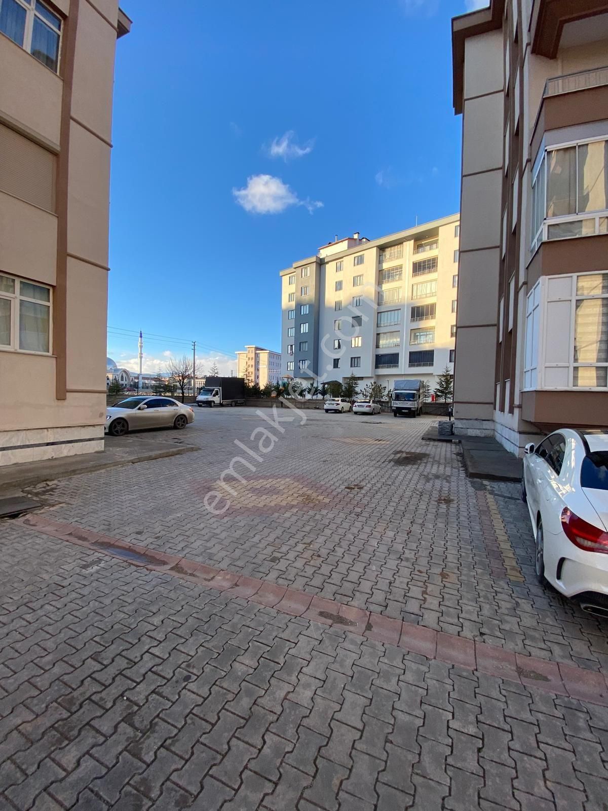 Sancak Mahallesinde Satılık Arakat 3+1 - Görsel 3