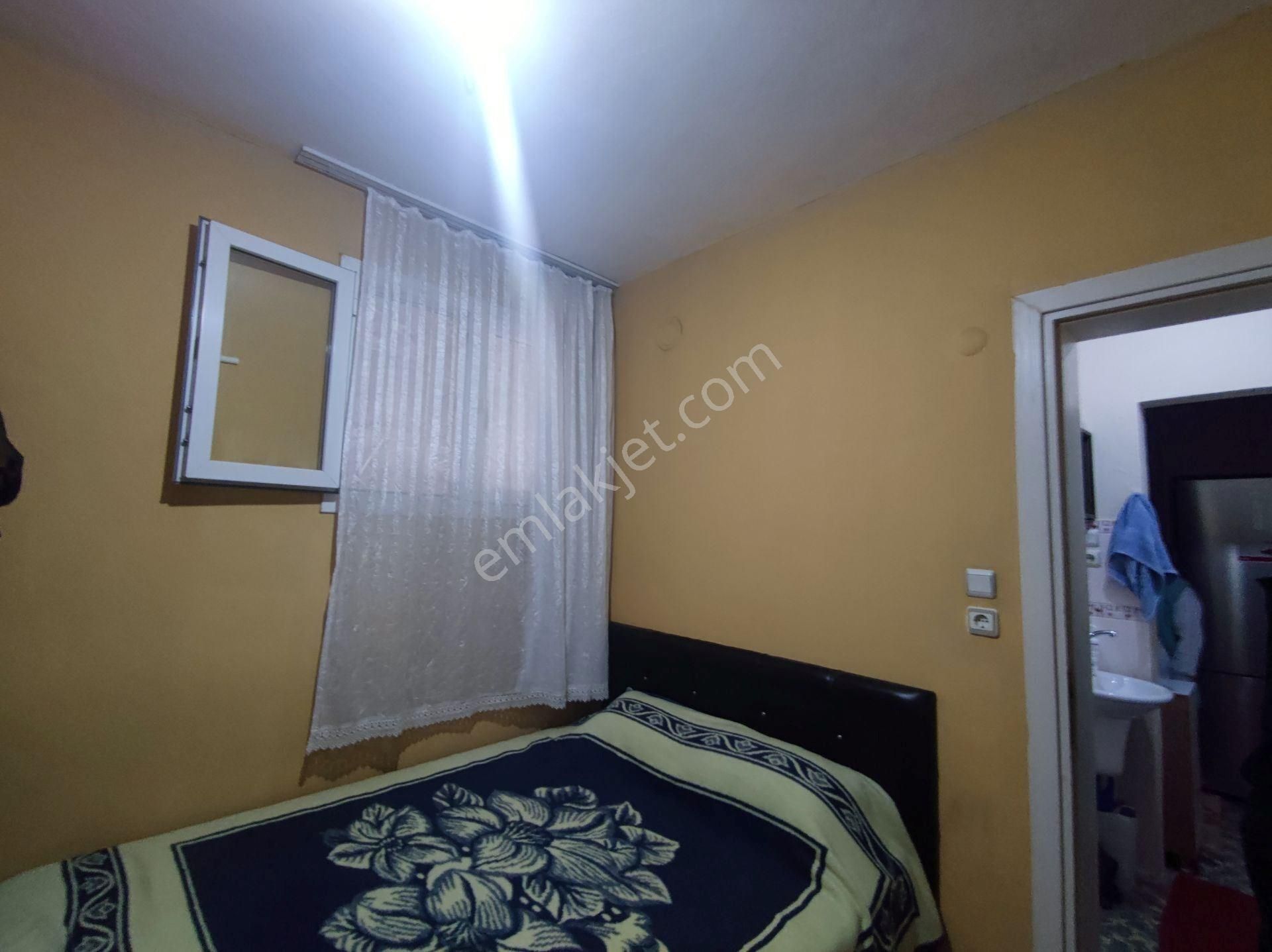 Gürçeşme'de 2 Daireli Satılık Bina - Görsel 25