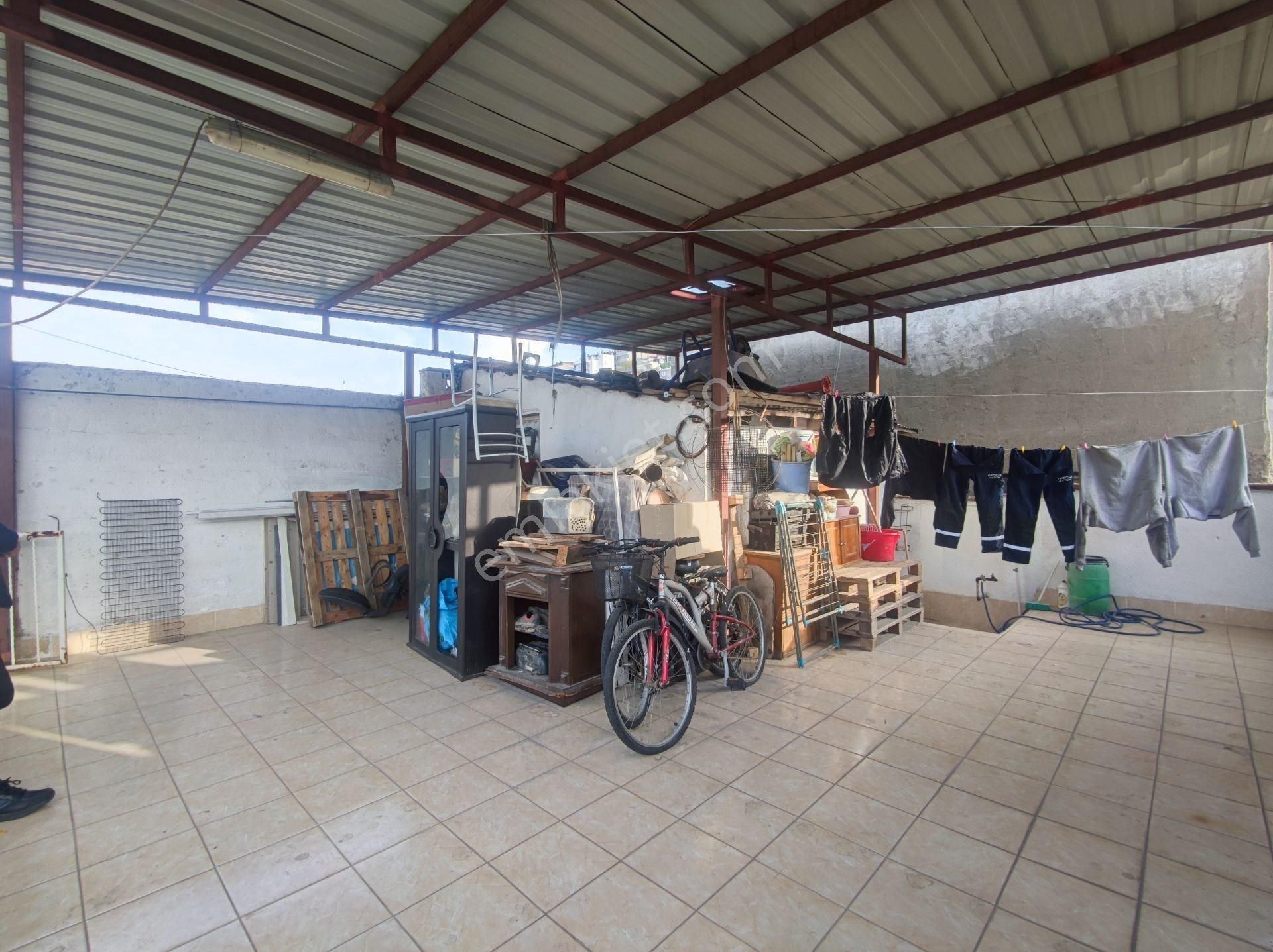 Gürçeşme'de 2 Daireli Satılık Bina - Görsel 21