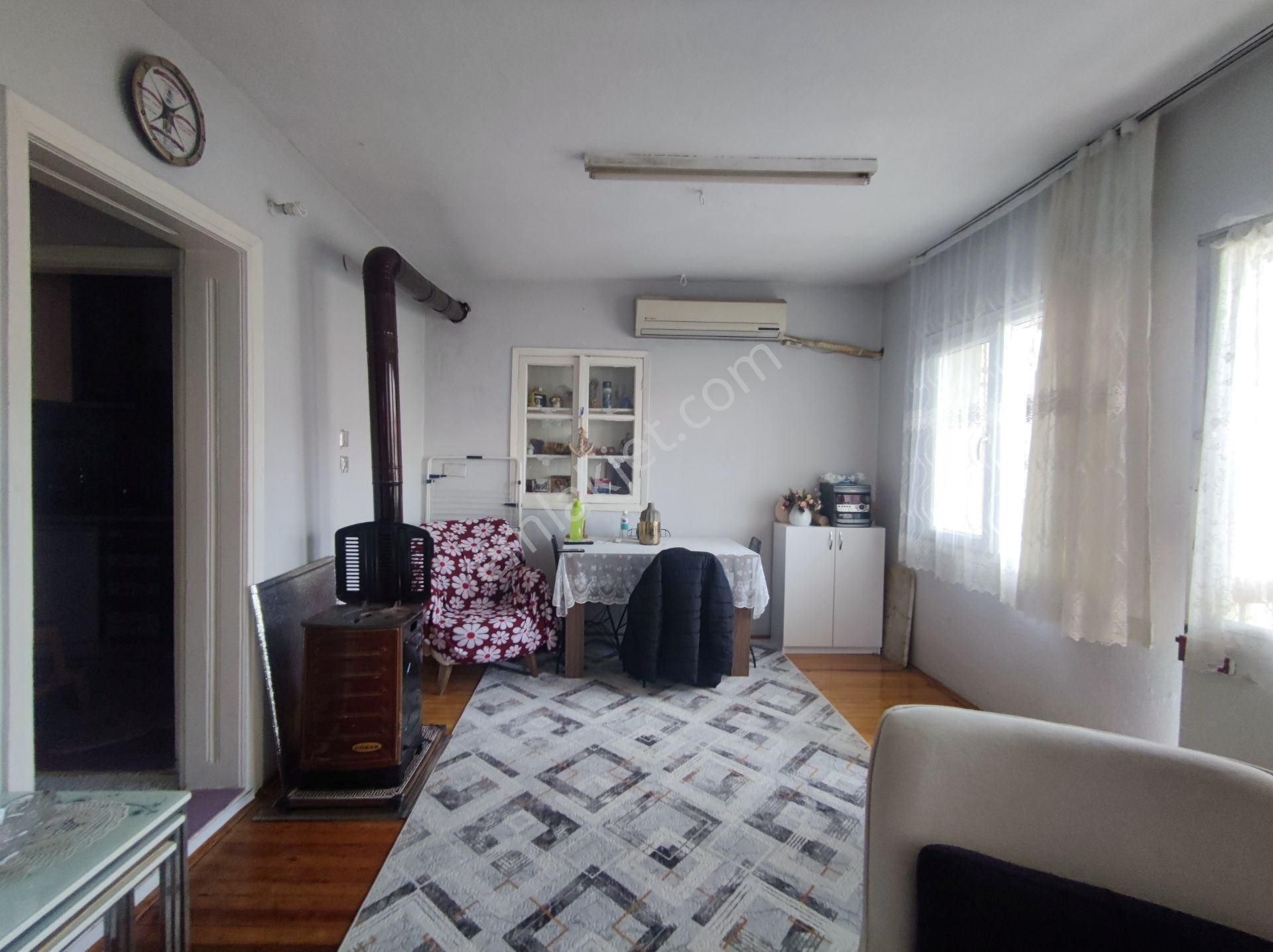 Gürçeşme'de 2 Daireli Satılık Bina - Görsel 10