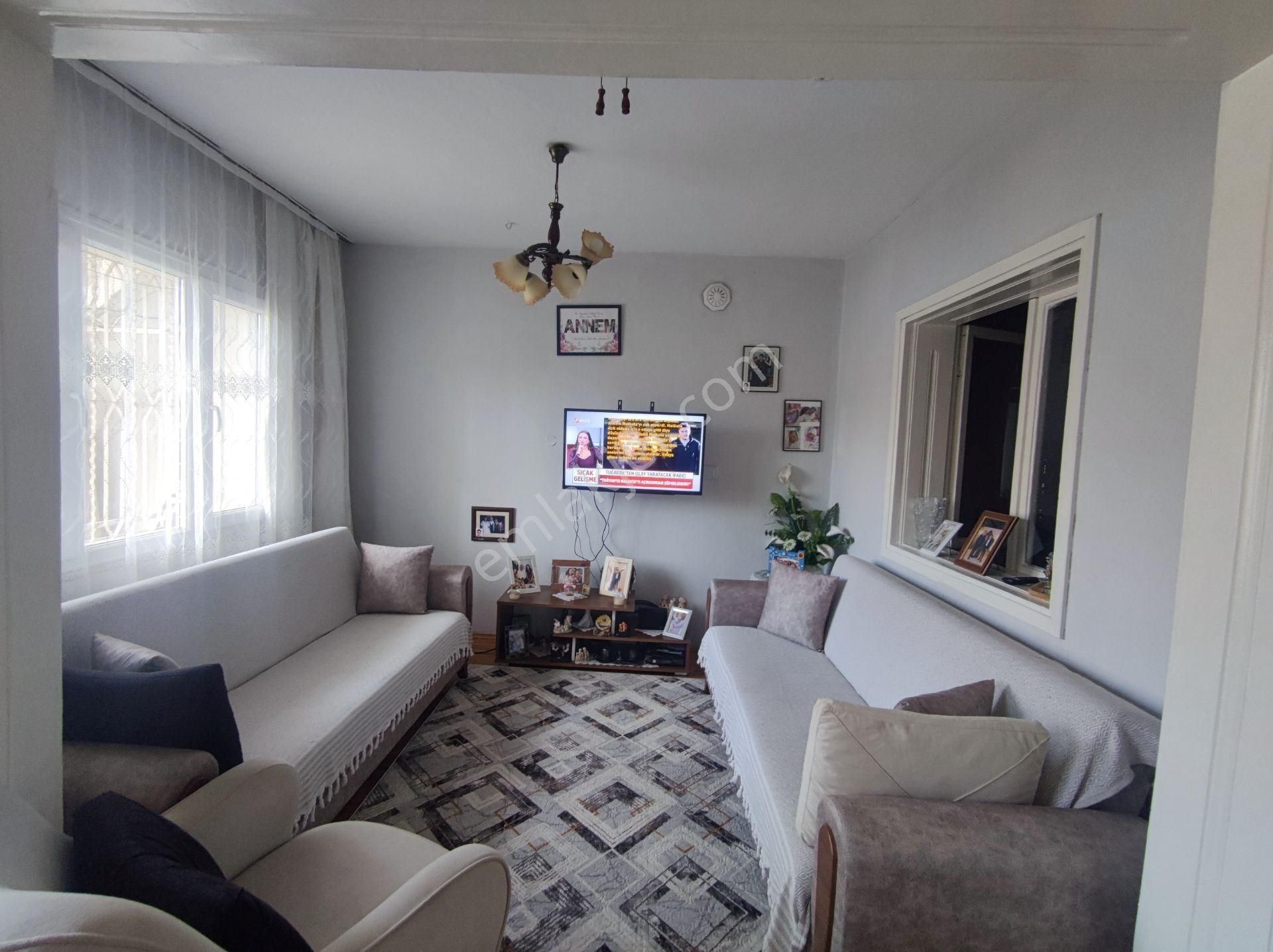 Gürçeşme'de 2 Daireli Satılık Bina - Görsel 19