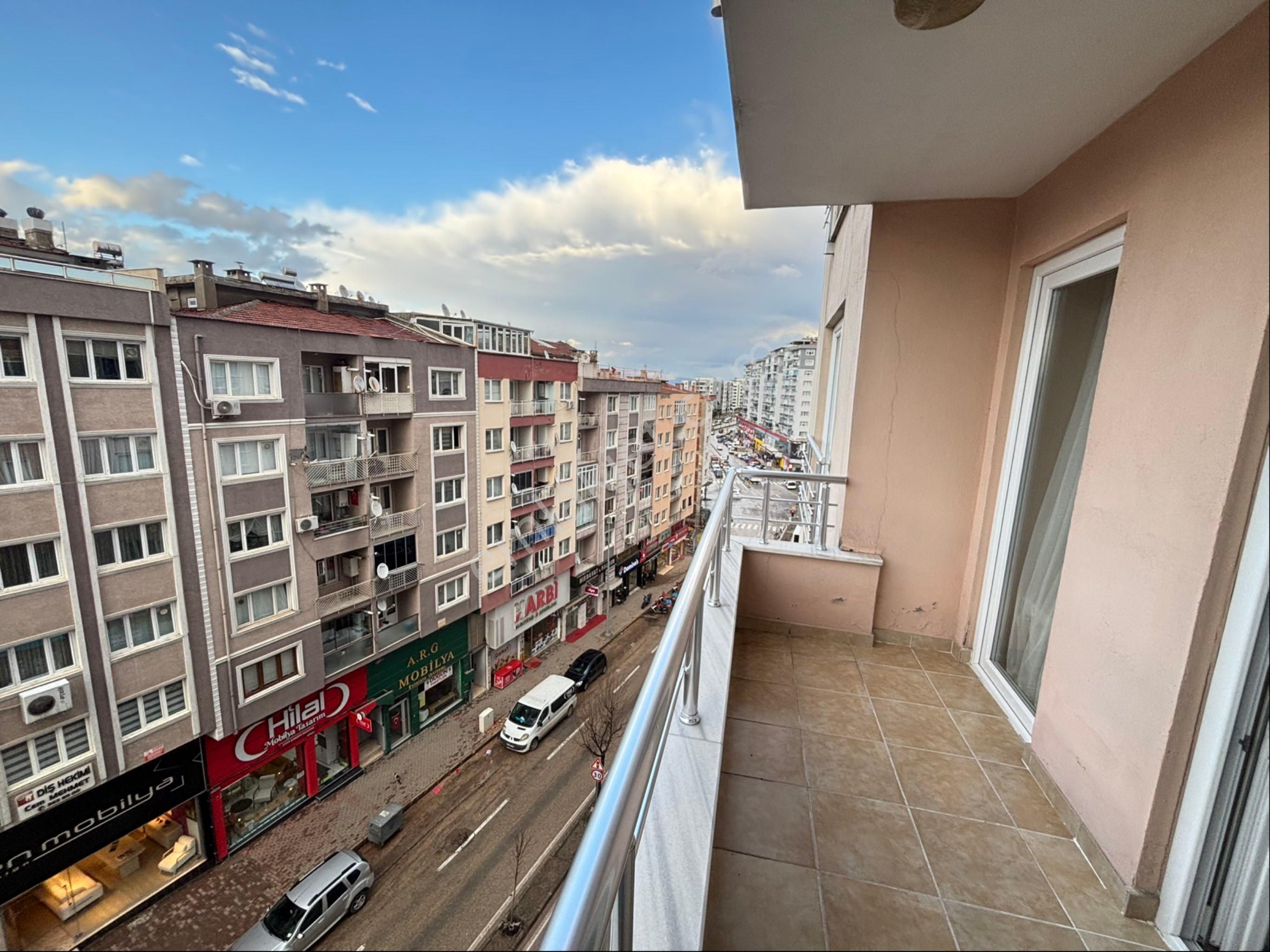 Dialog Leo'dan Beyazıt Cad. Cephe 5+1 Satılık Dubleks Daire - Görsel 8