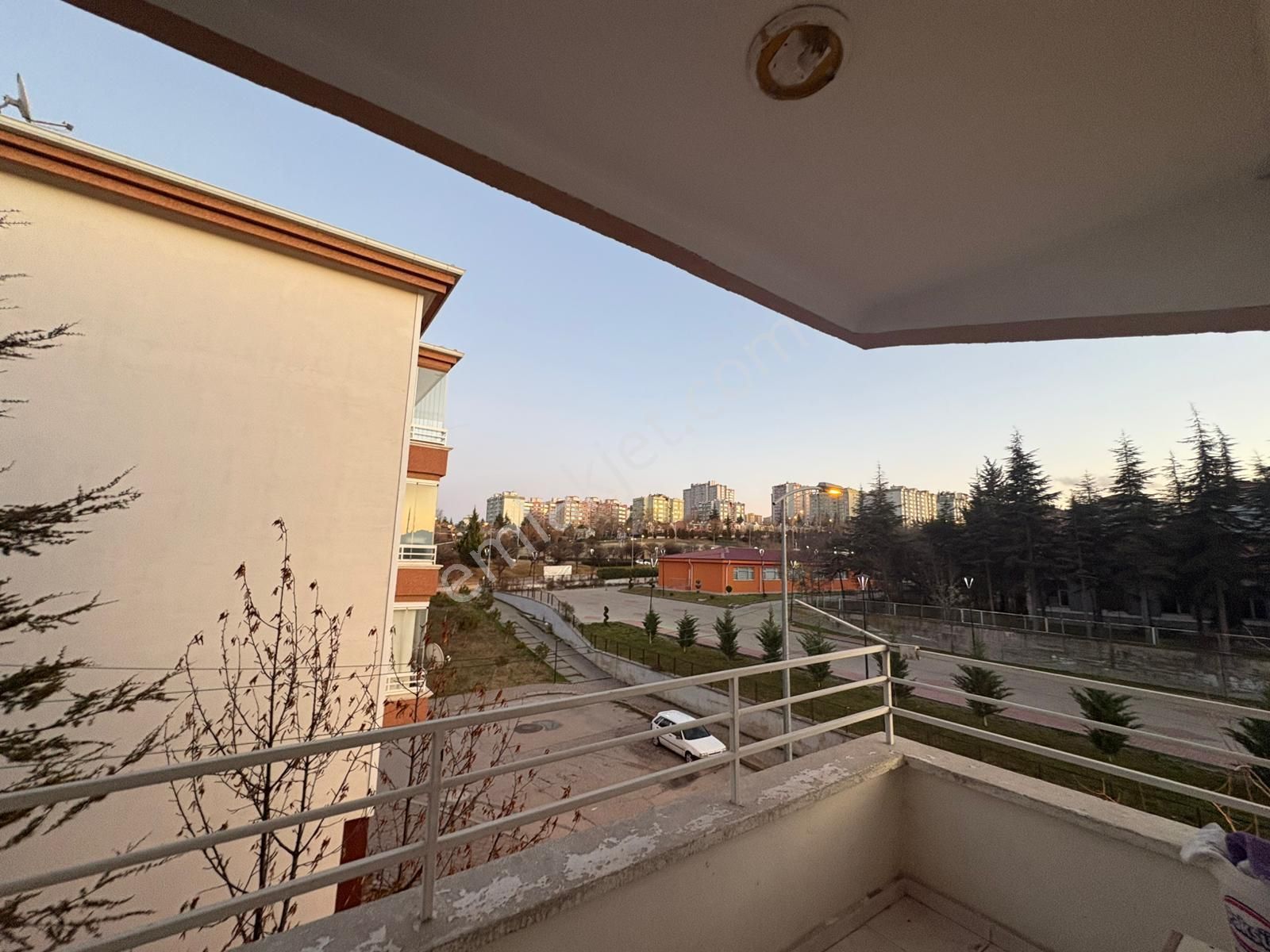 Sym'den Selçuklu Mh Ara Katta Yapılı 3+1 Dairee!! - Görsel 9