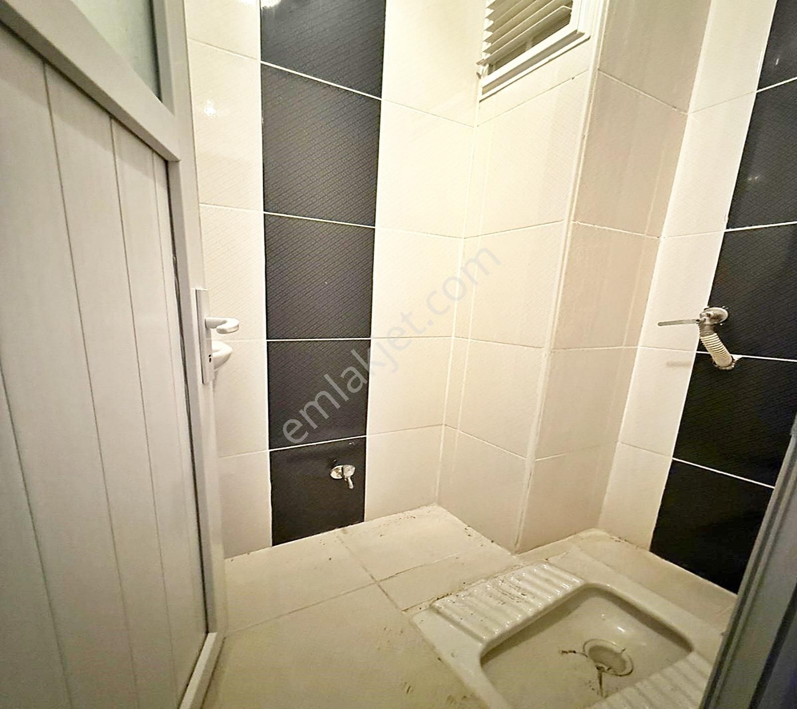 Esenyurt Kıraç Hürriyet Mah. Balkonlu Geniş Daire 3.200.000 Tl - Görsel 8