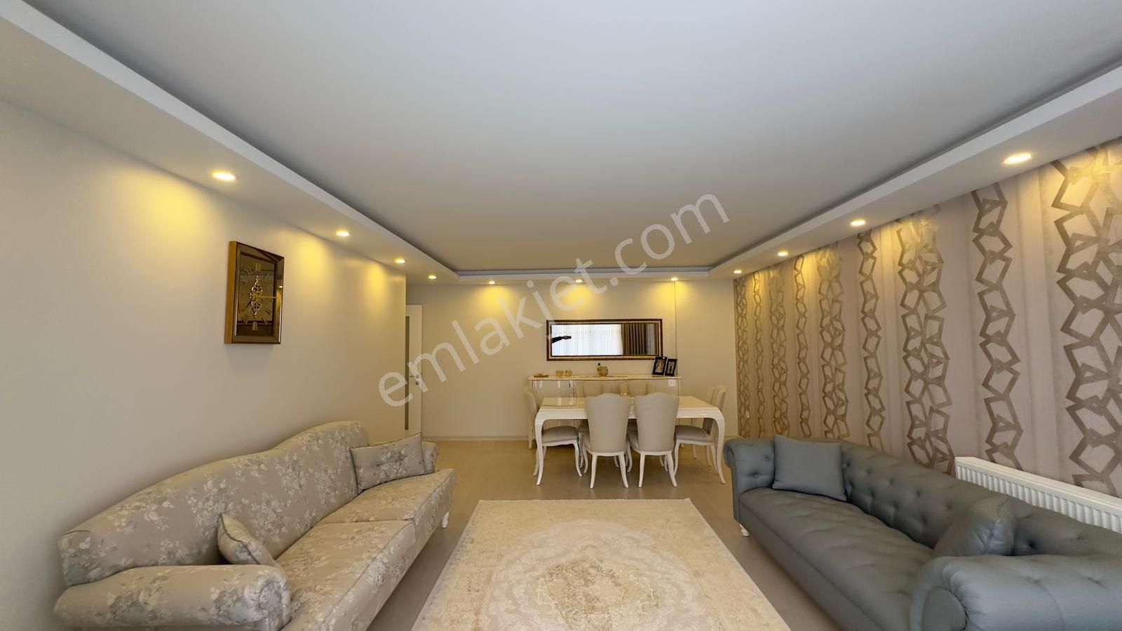 Başokur'dan Bağcılar Şehribahar-2 Sitesinde Satılık 3+1 Arakat