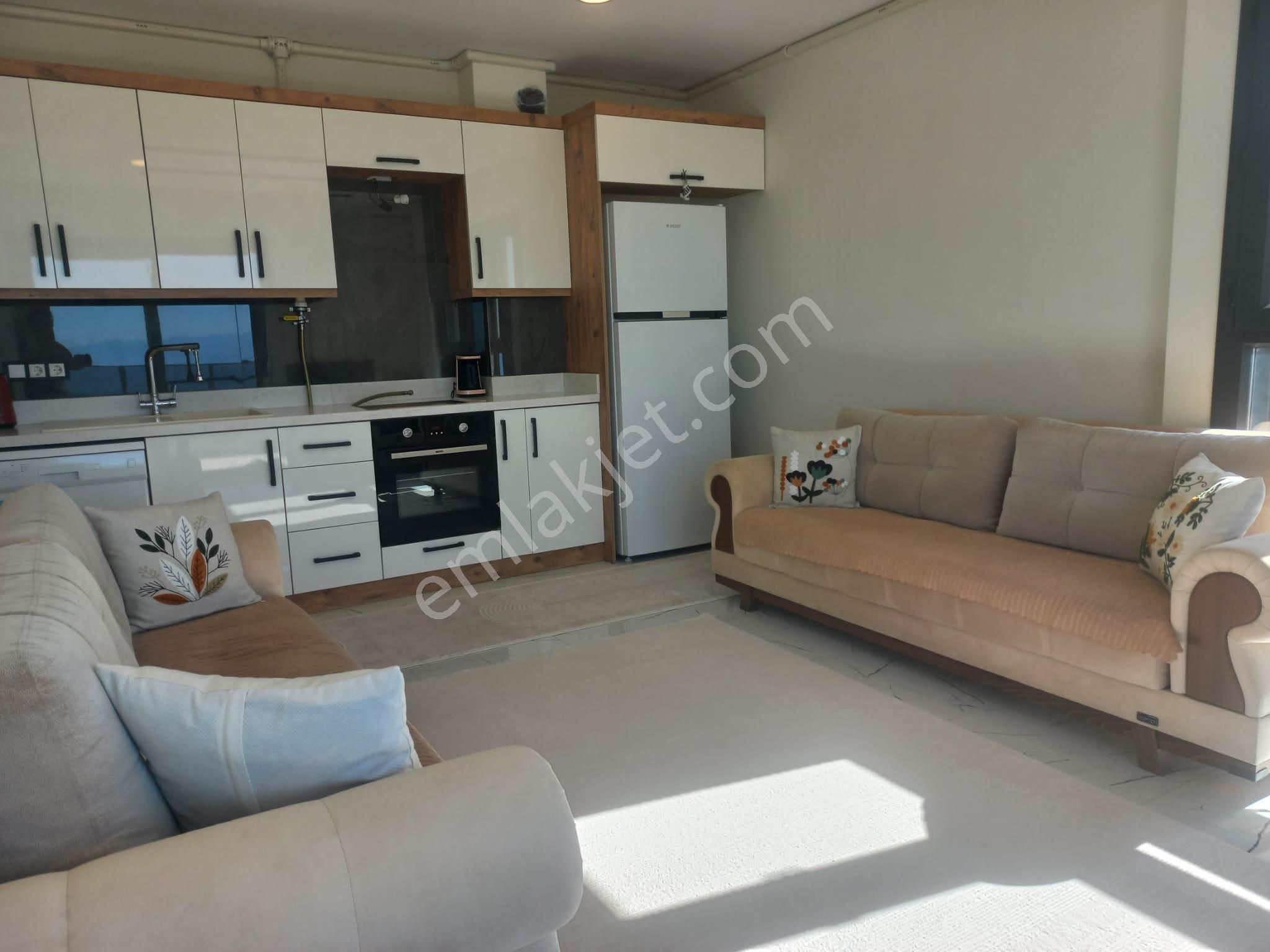 Deniz Manzaralı Doğalgazlı 1+1 Daire - Görsel 9