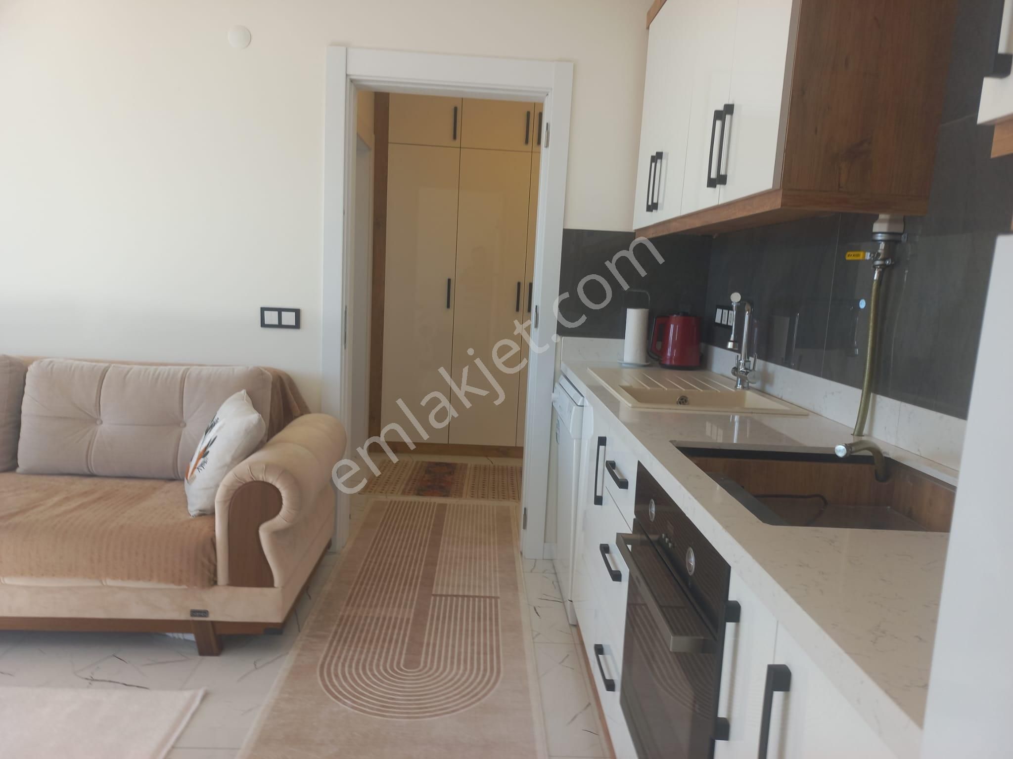 Deniz Manzaralı Doğalgazlı 1+1 Daire - Görsel 13