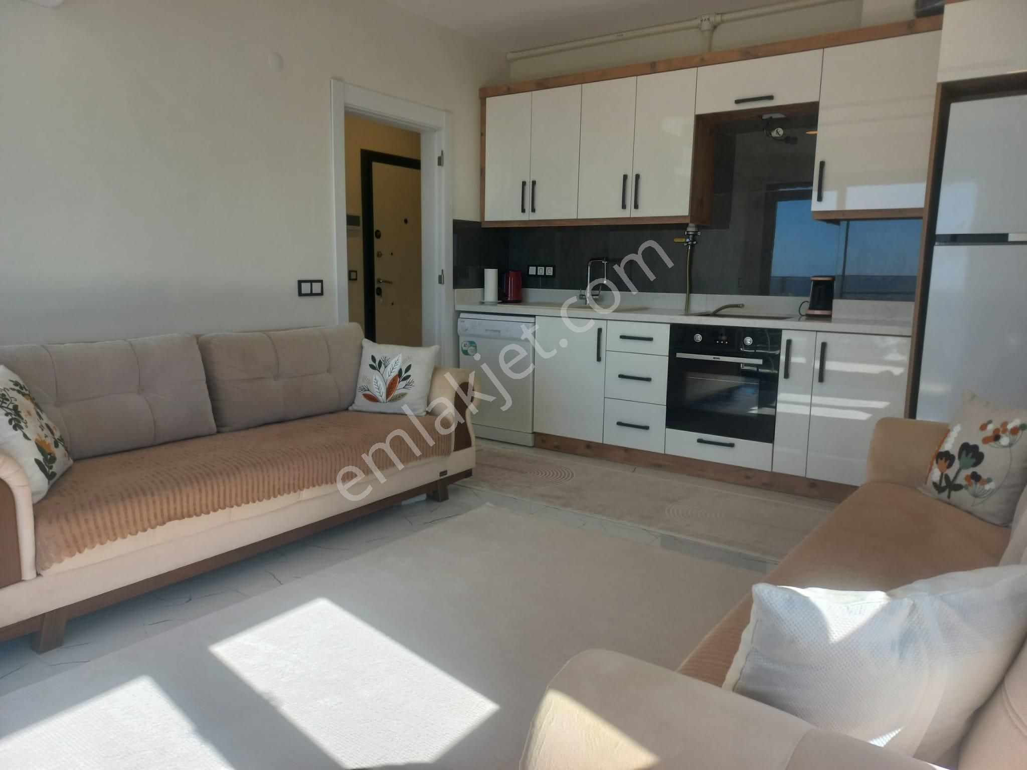 Deniz Manzaralı Doğalgazlı 1+1 Daire - Görsel 10