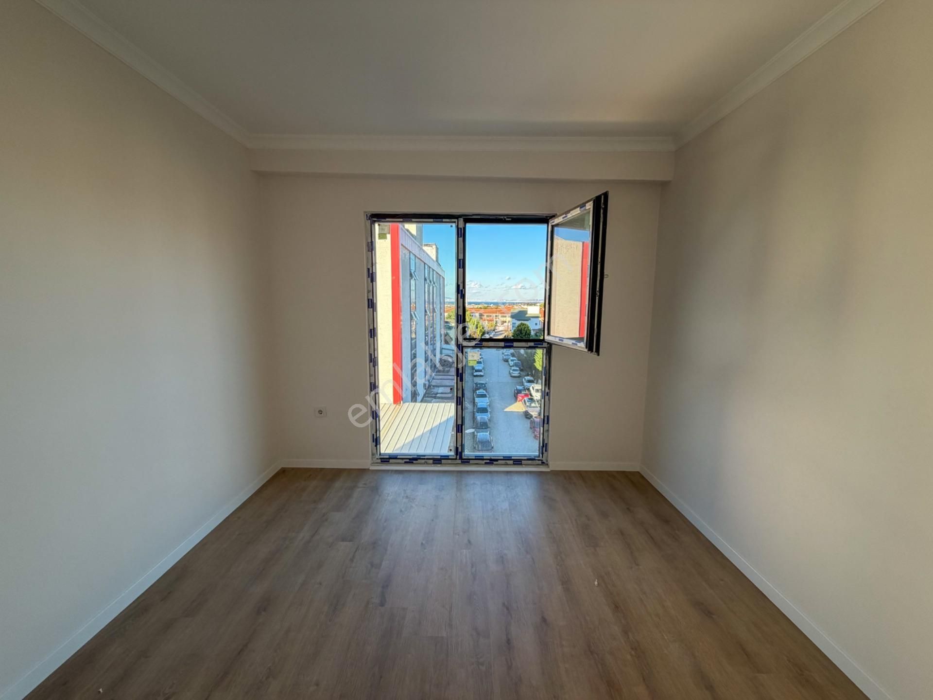 Yalova Kadıköy Alkaş Meydan Suites'de 1+1 Satılık Daire - Görsel 12