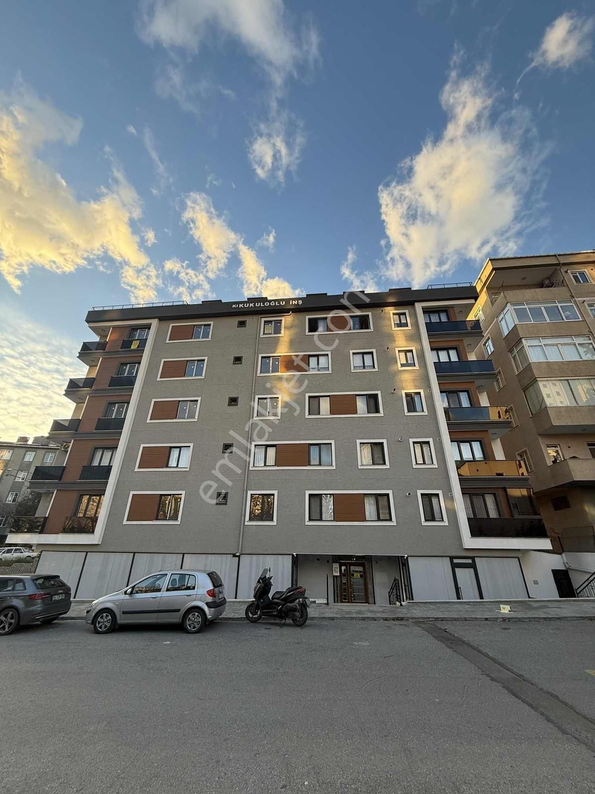 Finans Merkezine Yakın 2+1 Satılık Daire