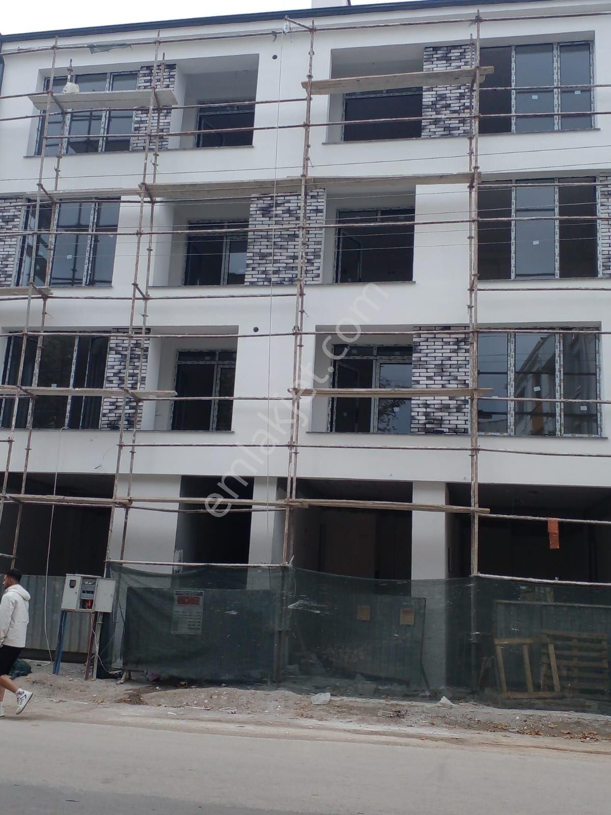 Kumlubel Mah. Esenli Cad . Üzeri Satılık Kat Seçenekli 2+0 'lar