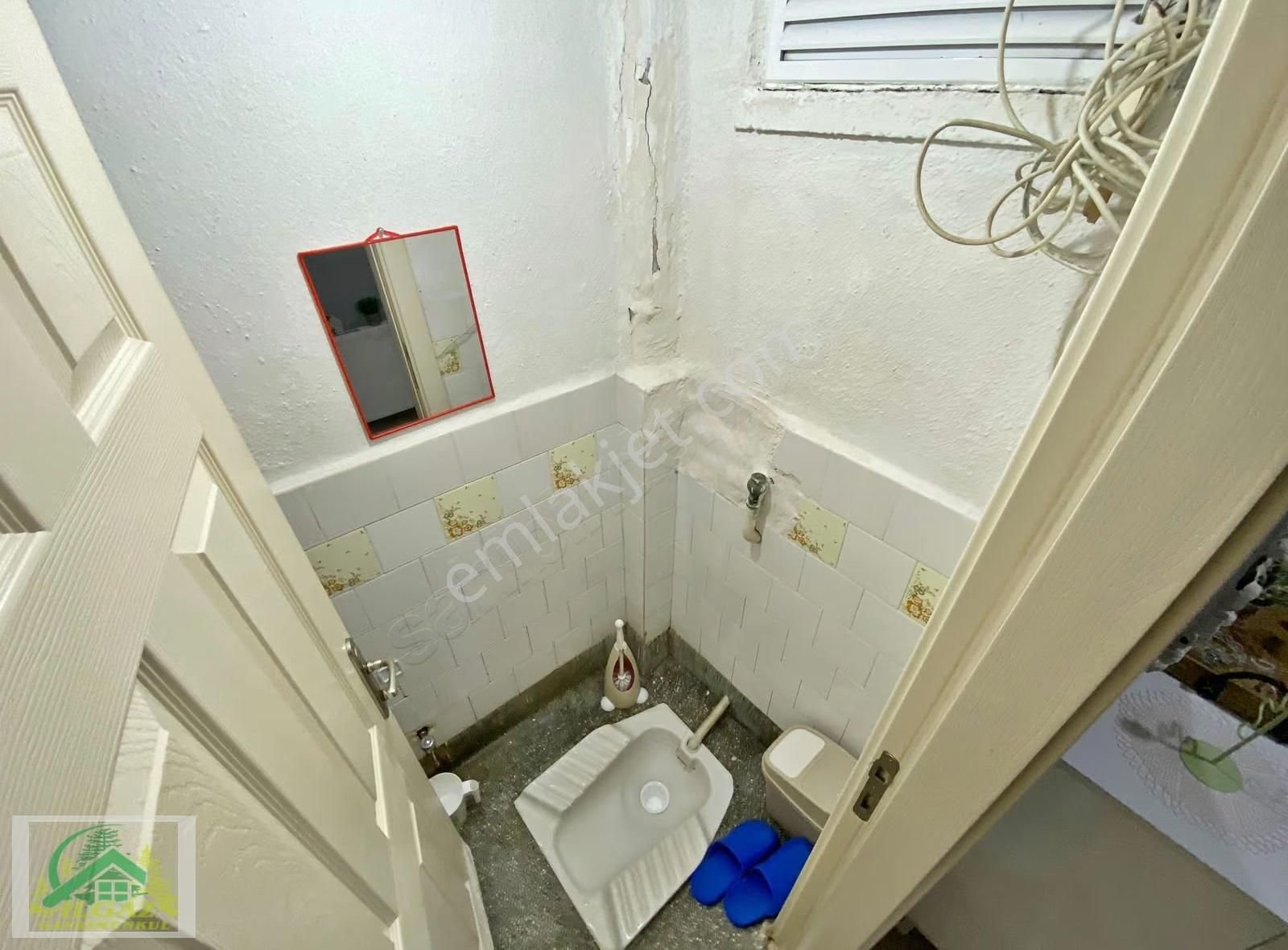 Etlik'te Cadde Yakını 2+1 Ara Kat Yapılı Krediye Uygun Fırsat ! - Görsel 14