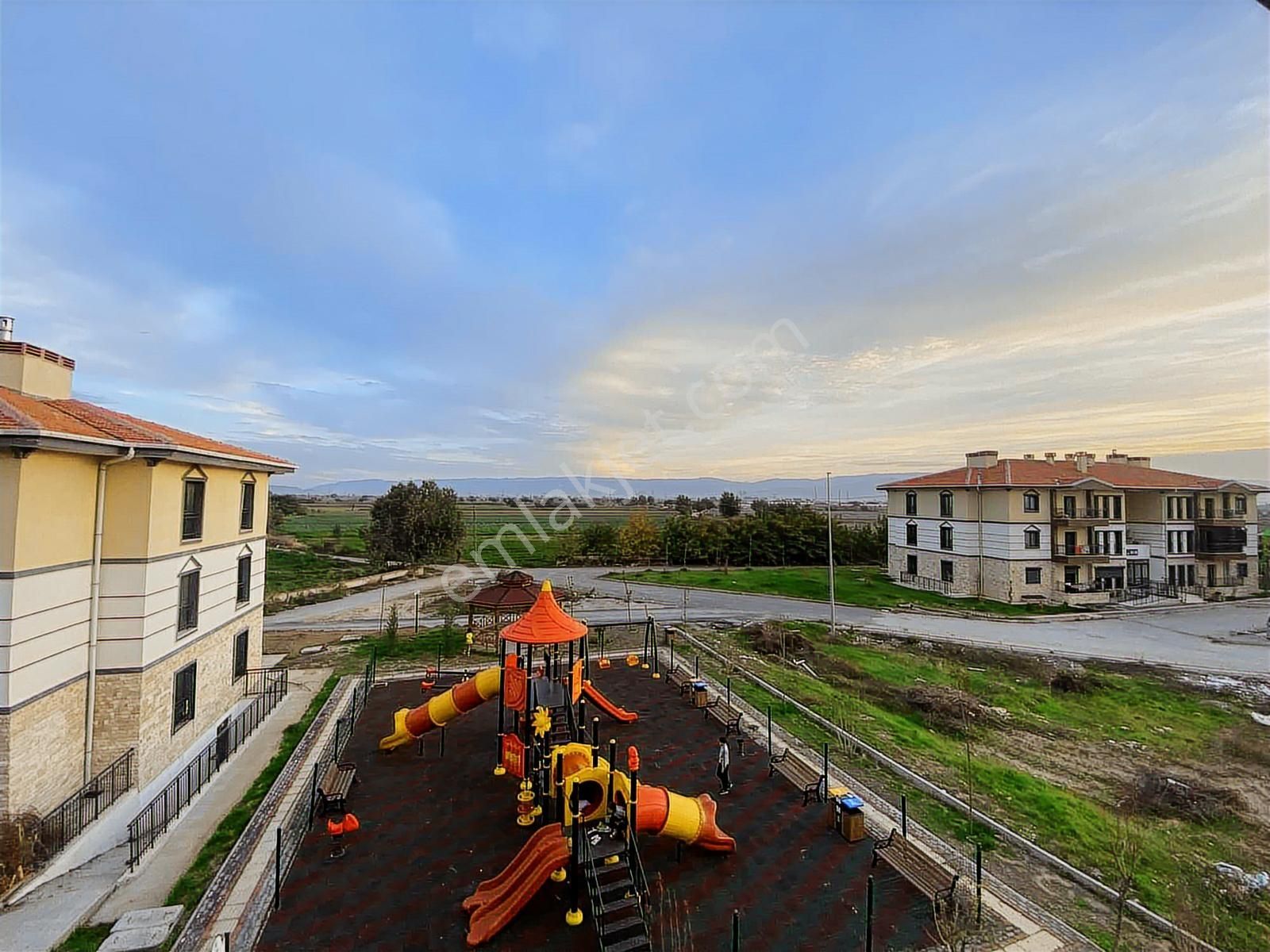 Aydın Efeler Kardeşköy Toki De Kiralık 2+1 Daire - Görsel 4