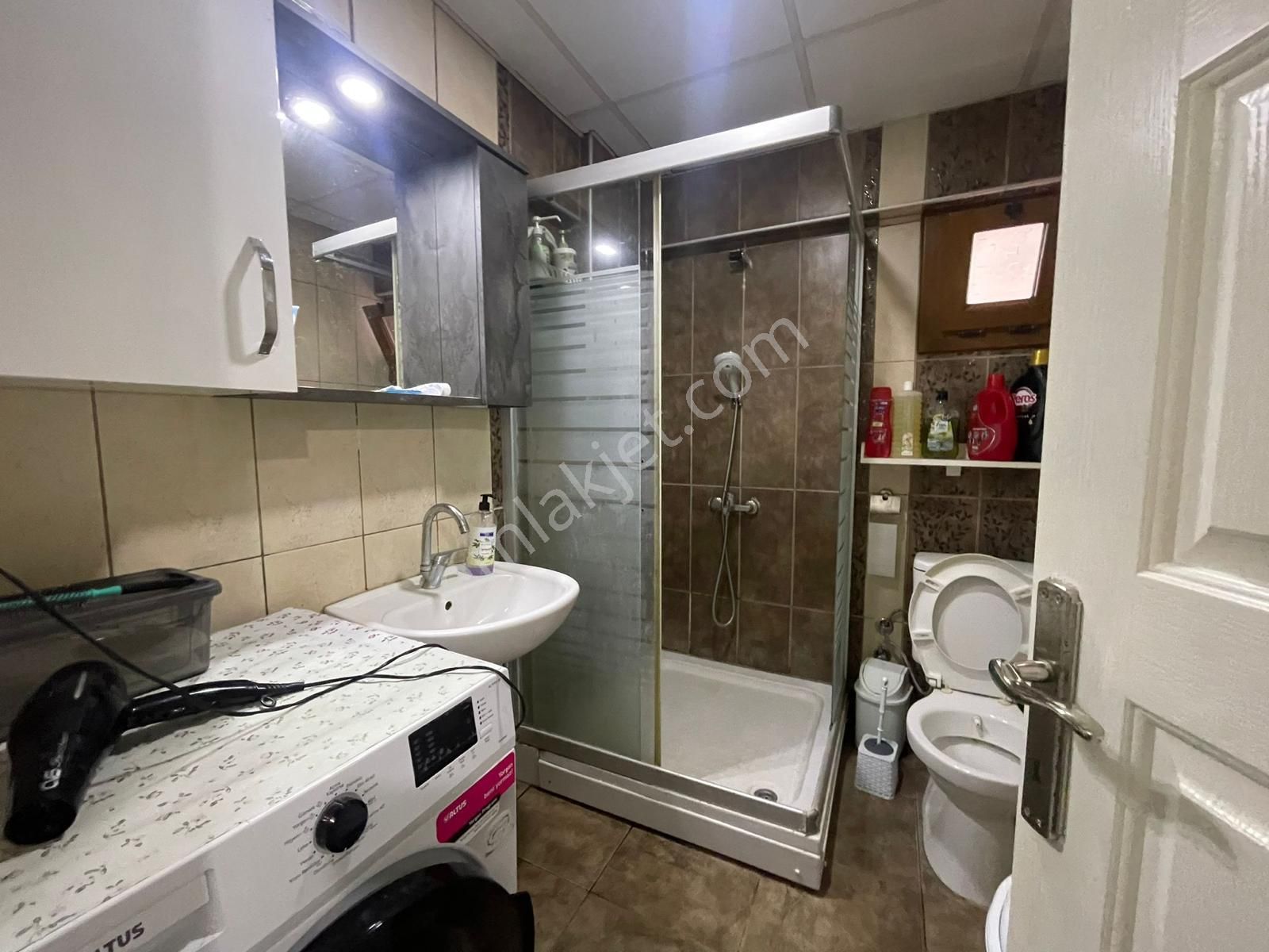 Merkeze Yakın Ebeveyn Banyolu 3+1 Daire - Görsel 6