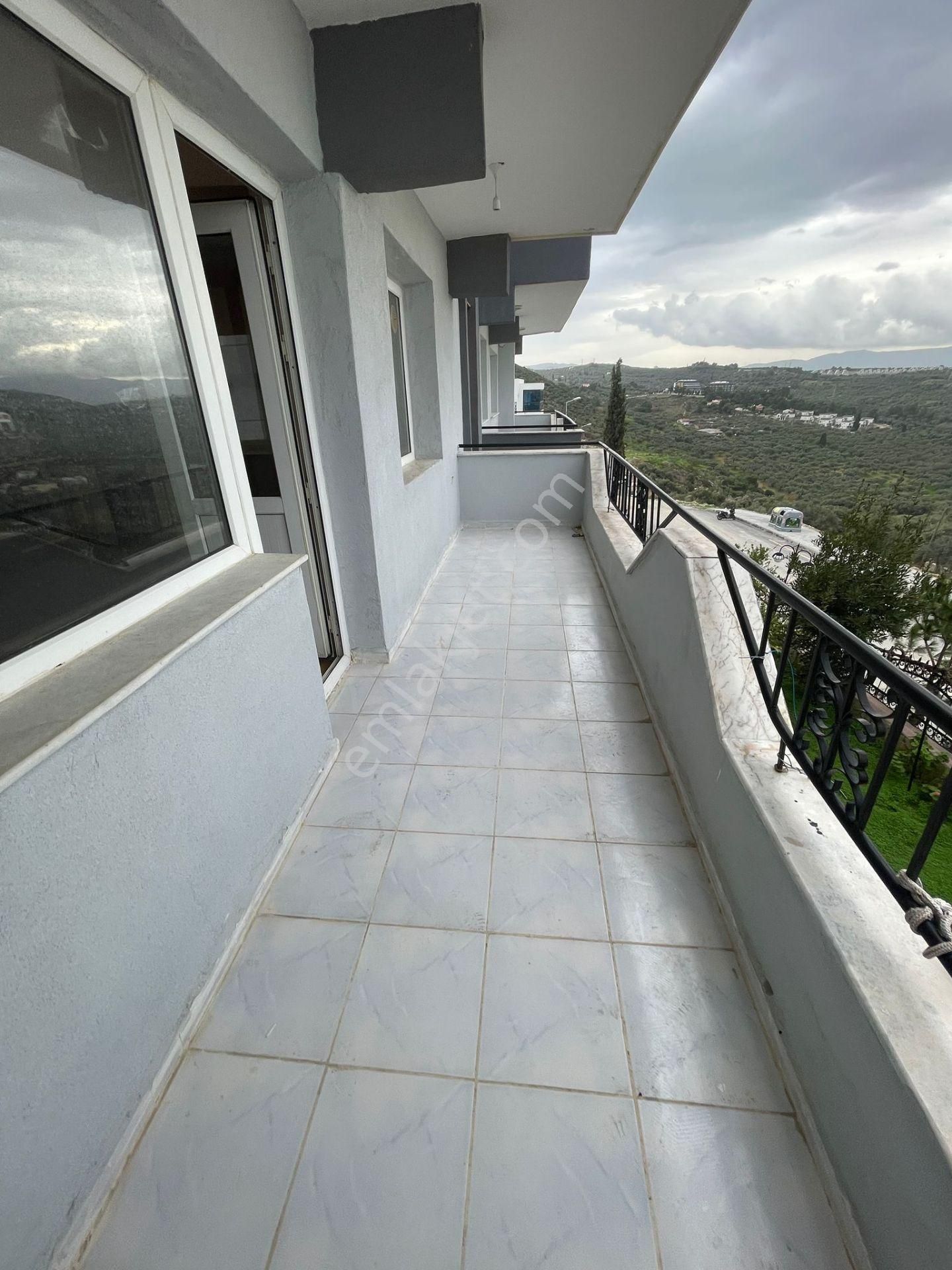 Doğalgazlı, Kısmi Deniz Manzaralı, Havuzlu Sitede 3+1 - Görsel 11