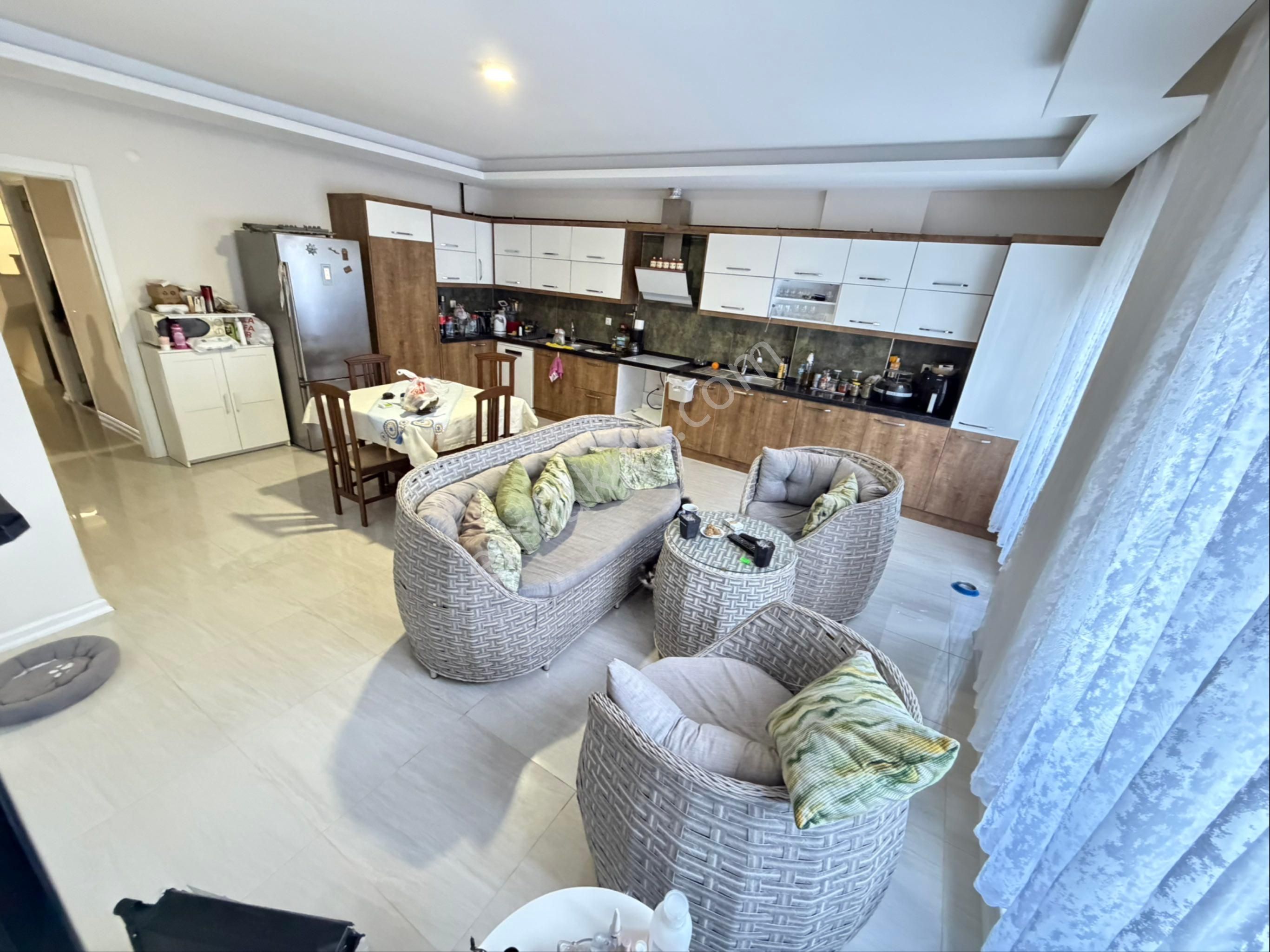 Tırpan Gayrimenkulden 5+2 350m2 Terasın Kendine Ait Havuzlu Full Deniz Manzaralı Satılık Acil Daire - Görsel 7
