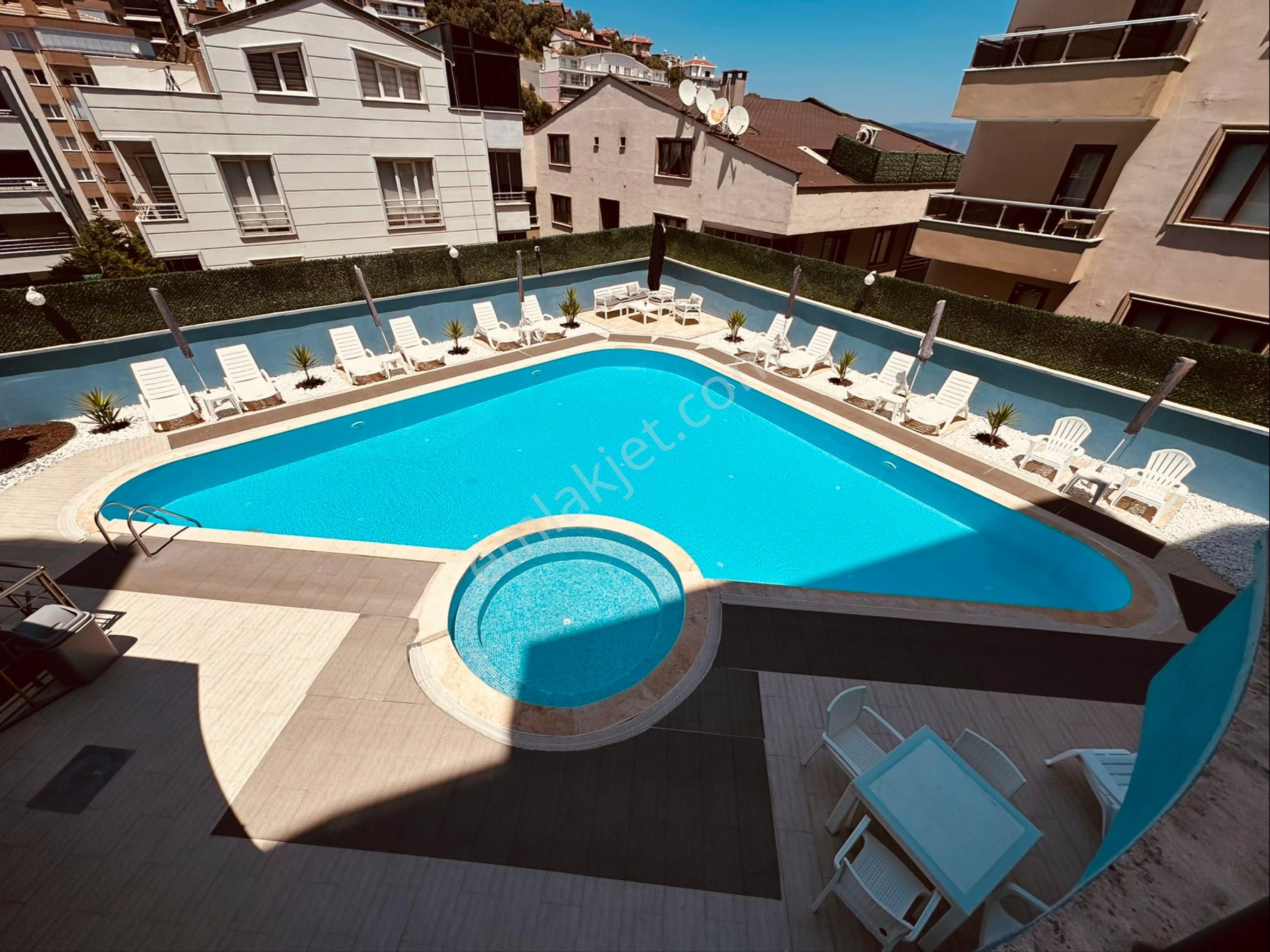 Tırpan Gayrimenkulden 5+2 350m2 Terasın Kendine Ait Havuzlu Full Deniz Manzaralı Satılık Acil Daire - Görsel 27