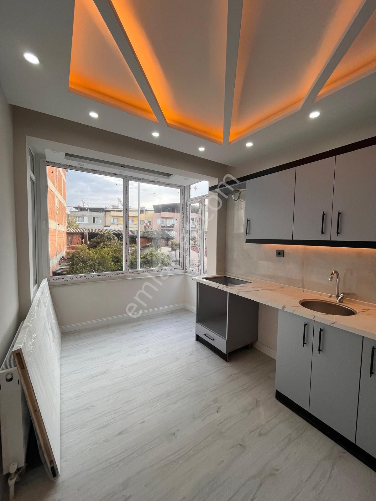 🏡 Cumhuriyet Mahallesi – Satılık 3+1 Arakat Fırsat Daire🎉 - Görsel 10