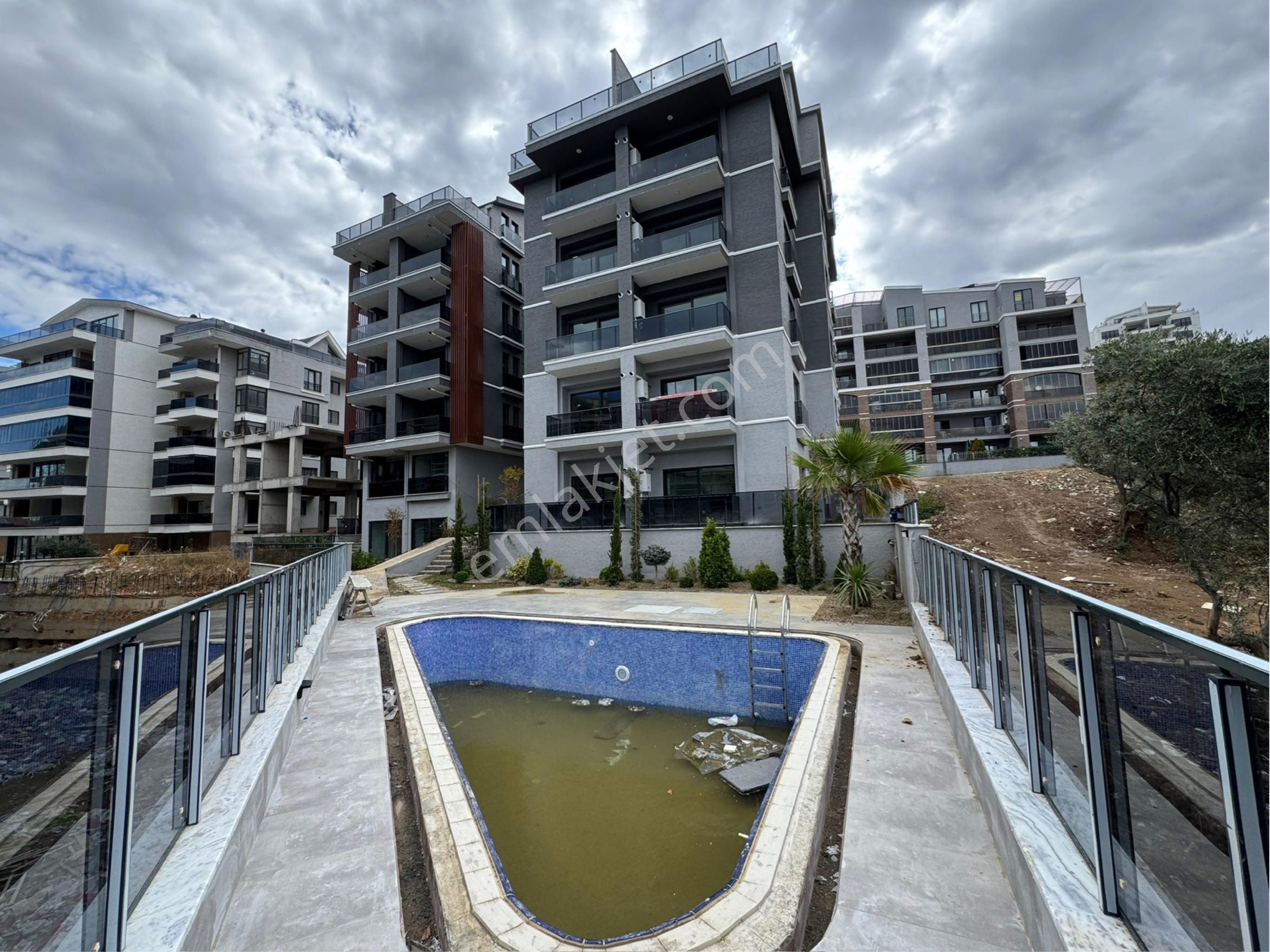 Tırpan Gayrimenkulden Güzelyalıda 3+1 150m2 Full Deniz Manzaralı Dublex Daire - Görsel 21