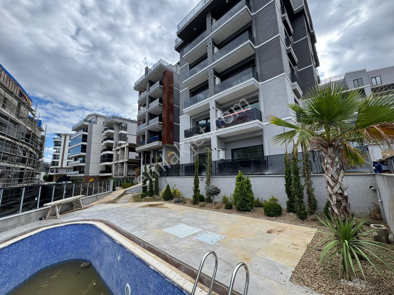 Tırpan Gayrimenkulden Güzelyalıda 3+1 150m2 Full Deniz Manzaralı Dublex Daire - Görsel 26