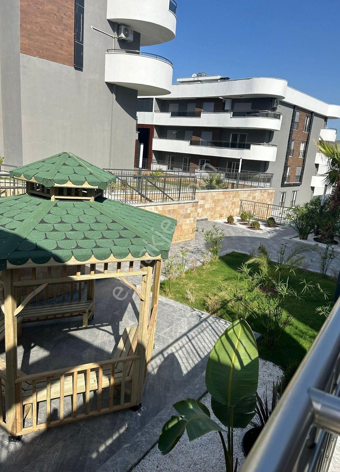 Sitede Ebeveyn Banyolu Sıfır 2+1 Daire - Görsel 12