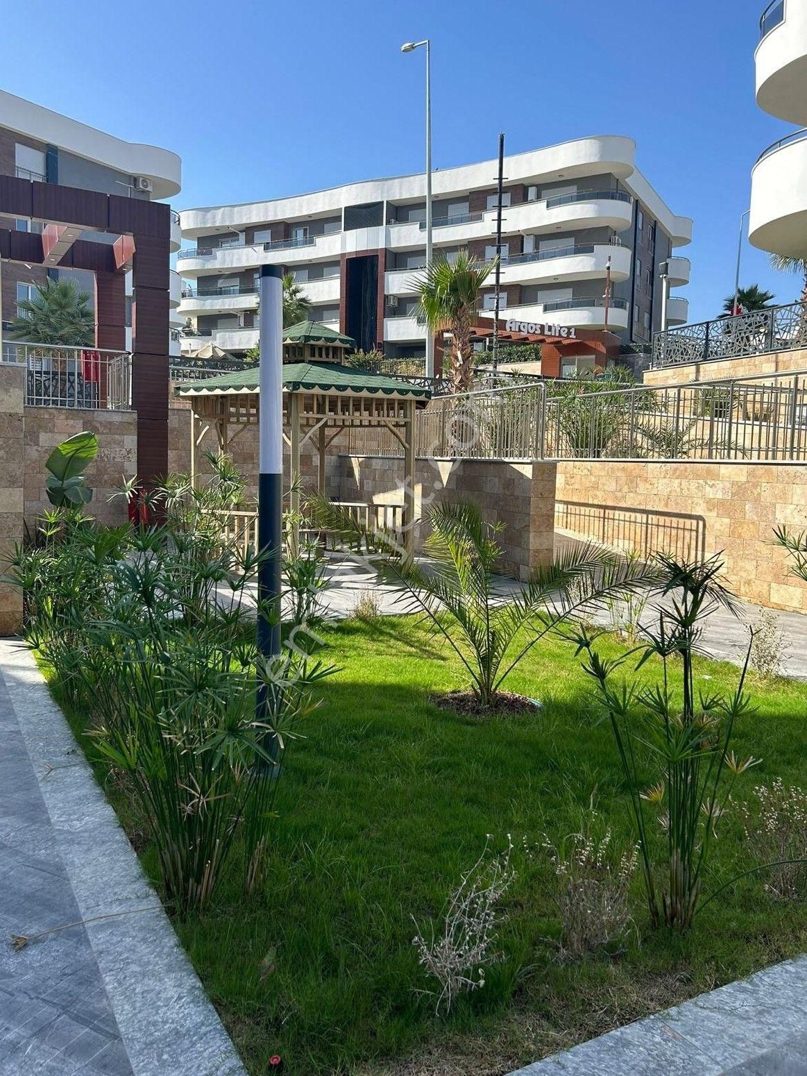 Sitede Ebeveyn Banyolu Sıfır 2+1 Daire - Görsel 11